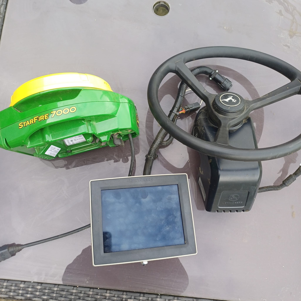 John Deere SF7000, 4240 screen + ATU300 wheel - نظم الملاحة - الآلات والماكينات الزراعية: صور 1 John Deere SF7000, 4240 screen + ATU300 wheel - نظم الملاحة - الآلات والماكينات الزراعية: صور 1