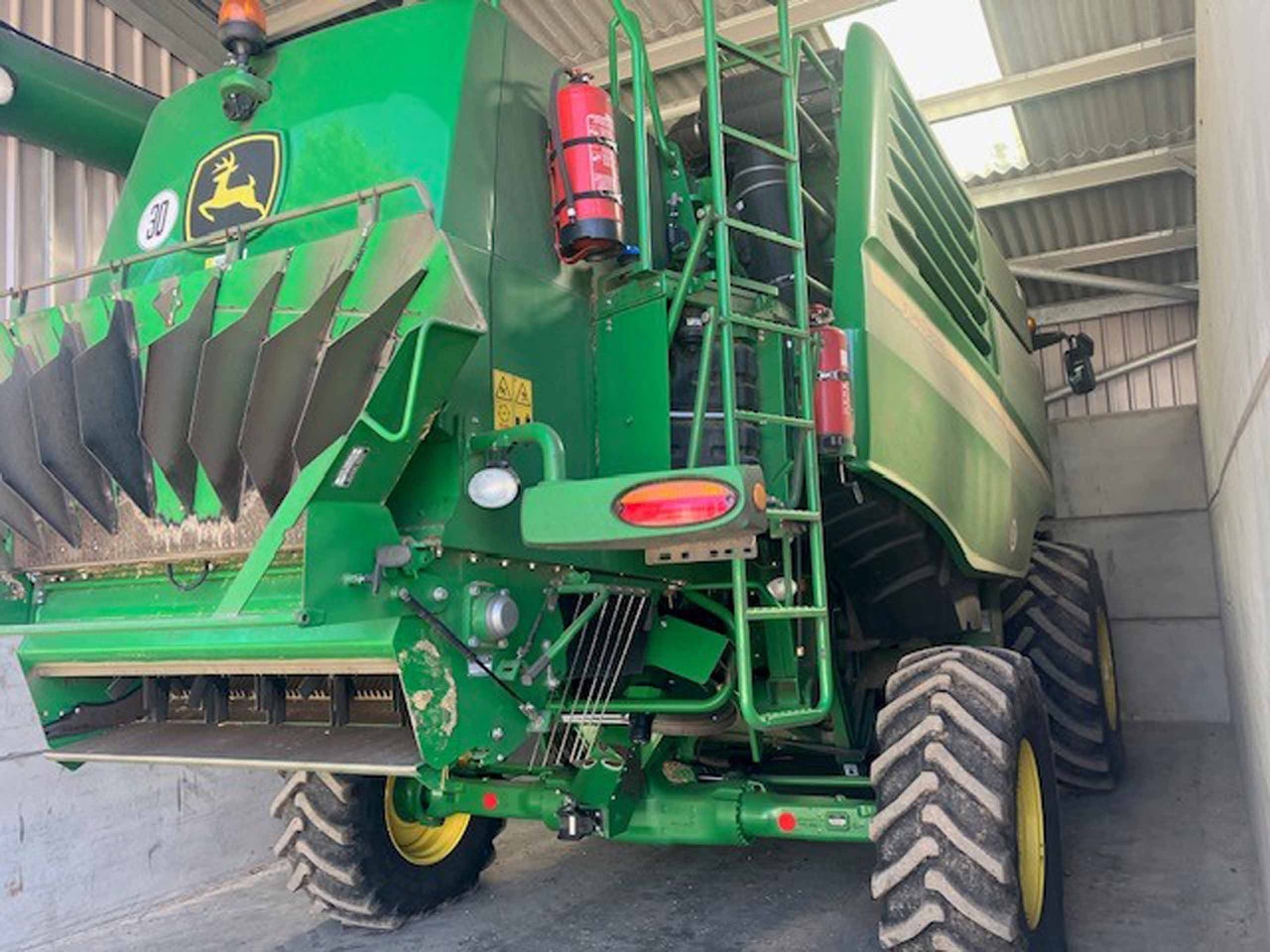 John Deere T560i HillMaster - حصادة شاملة: صور 1 John Deere T560i HillMaster - حصادة شاملة: صور 1