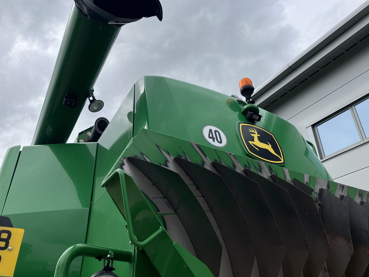 John Deere T670i HillMaster - حصادة شاملة: صور 4 John Deere T670i HillMaster - حصادة شاملة: صور 4