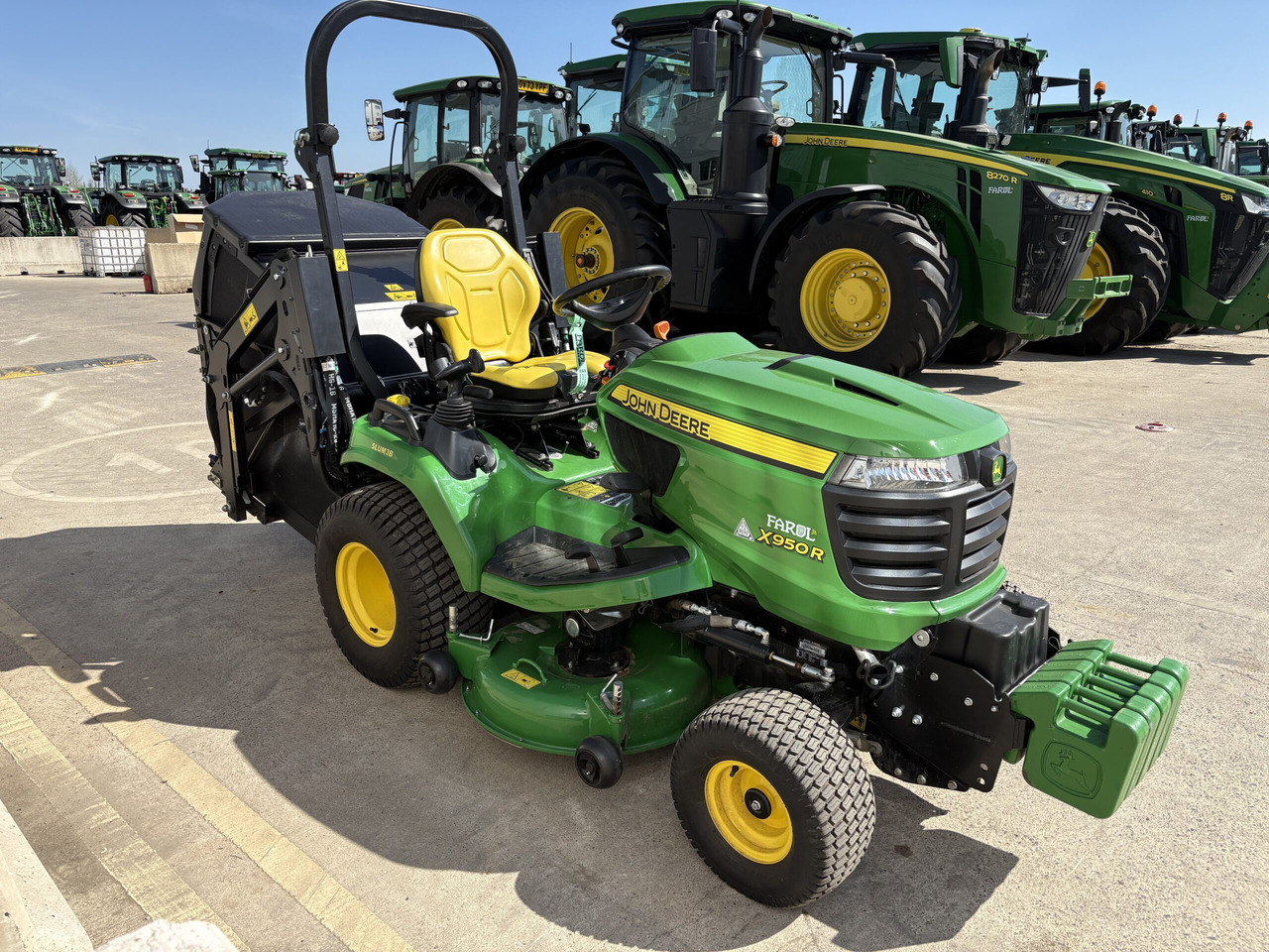 John Deere X950R Cut & Collect mower - جزازة المروج: صور 3 John Deere X950R Cut & Collect mower - جزازة المروج: صور 3