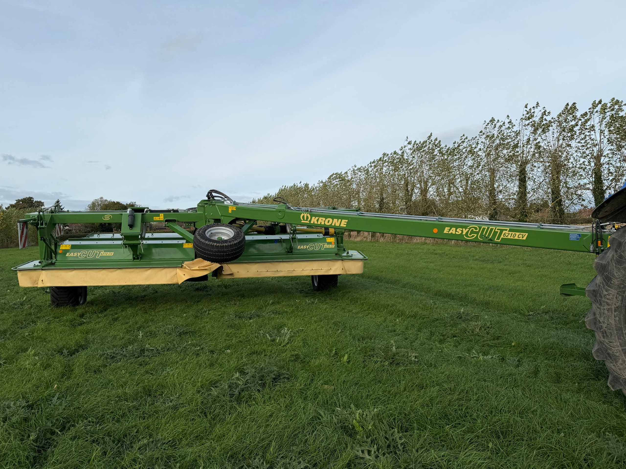 Krone Easy Cut 6210CV - معدات القش: صور 3 Krone Easy Cut 6210CV - معدات القش: صور 3