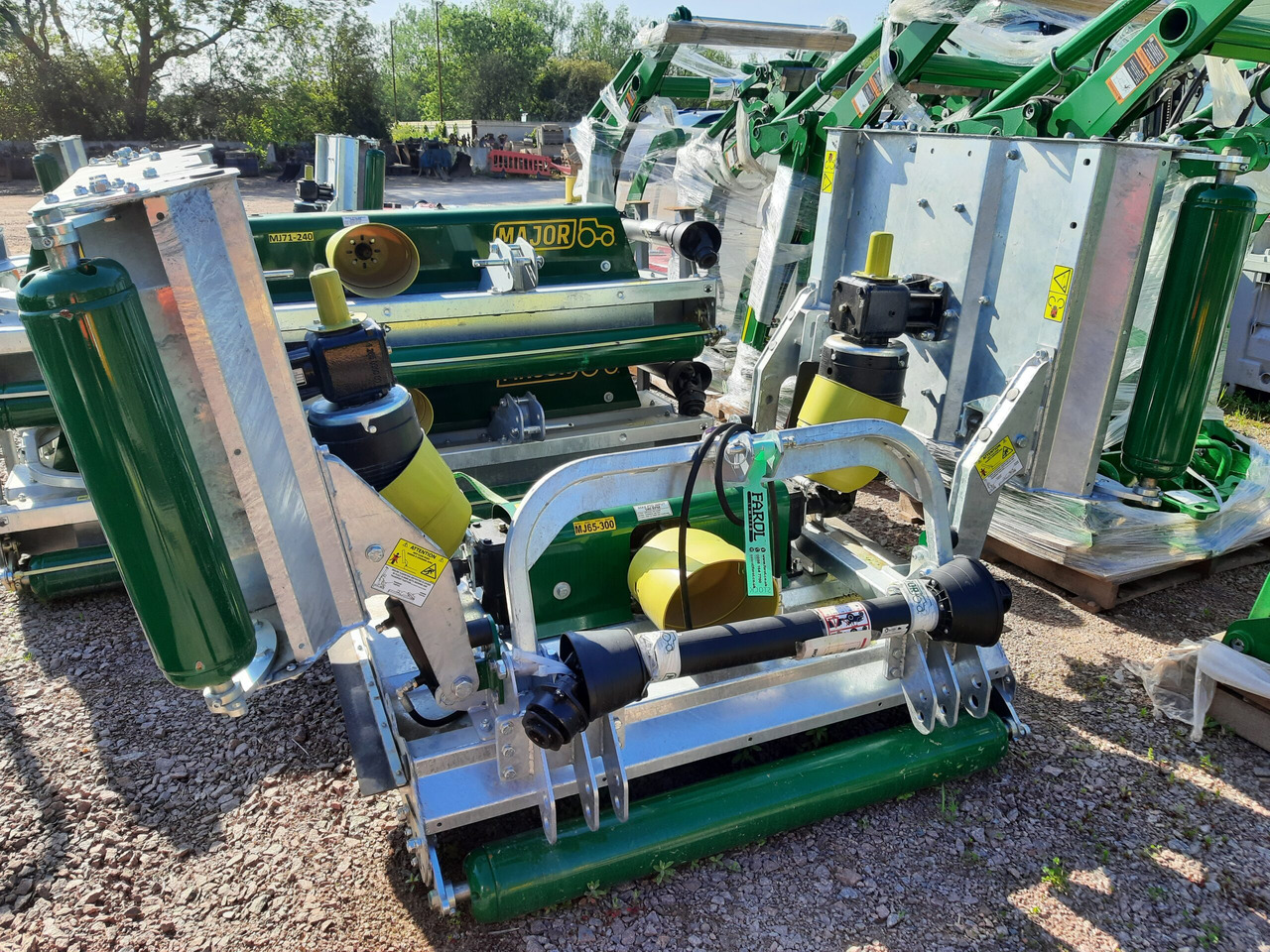 Major CS Pro MJ65-300 - التقطيع جزازة/ ماكينات قطع الحشائش: صور 1 Major CS Pro MJ65-300 - التقطيع جزازة/ ماكينات قطع الحشائش: صور 1