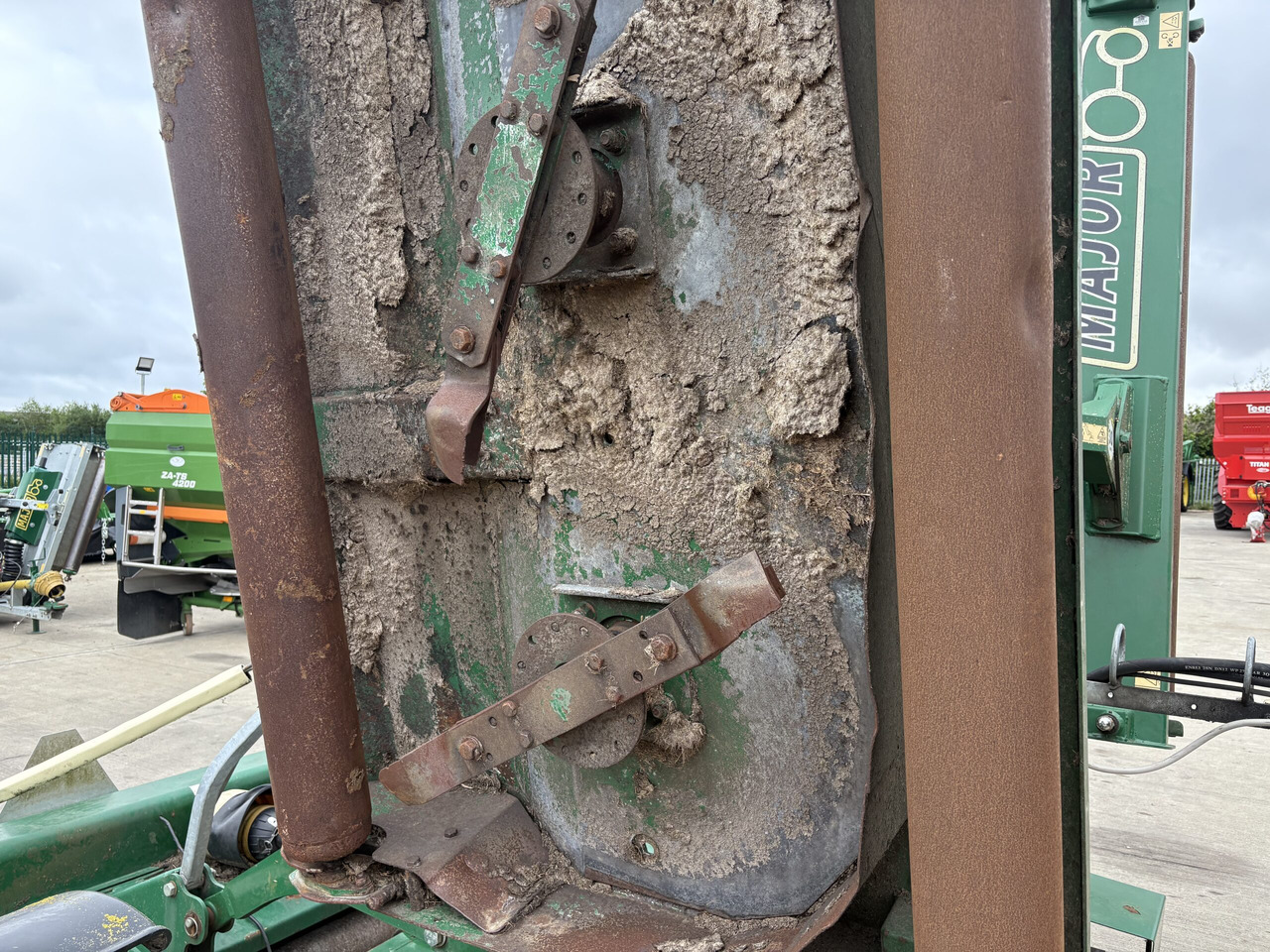 Major TDR20000 6.1m Winged Roller Mower - جزازة المروج: صور 5 Major TDR20000 6.1m Winged Roller Mower - جزازة المروج: صور 5