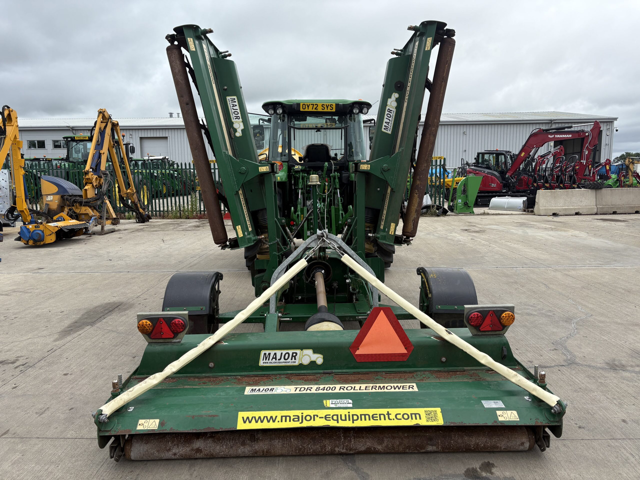 Major TDR20000 6.1m Winged Roller Mower - جزازة المروج: صور 1 Major TDR20000 6.1m Winged Roller Mower - جزازة المروج: صور 1