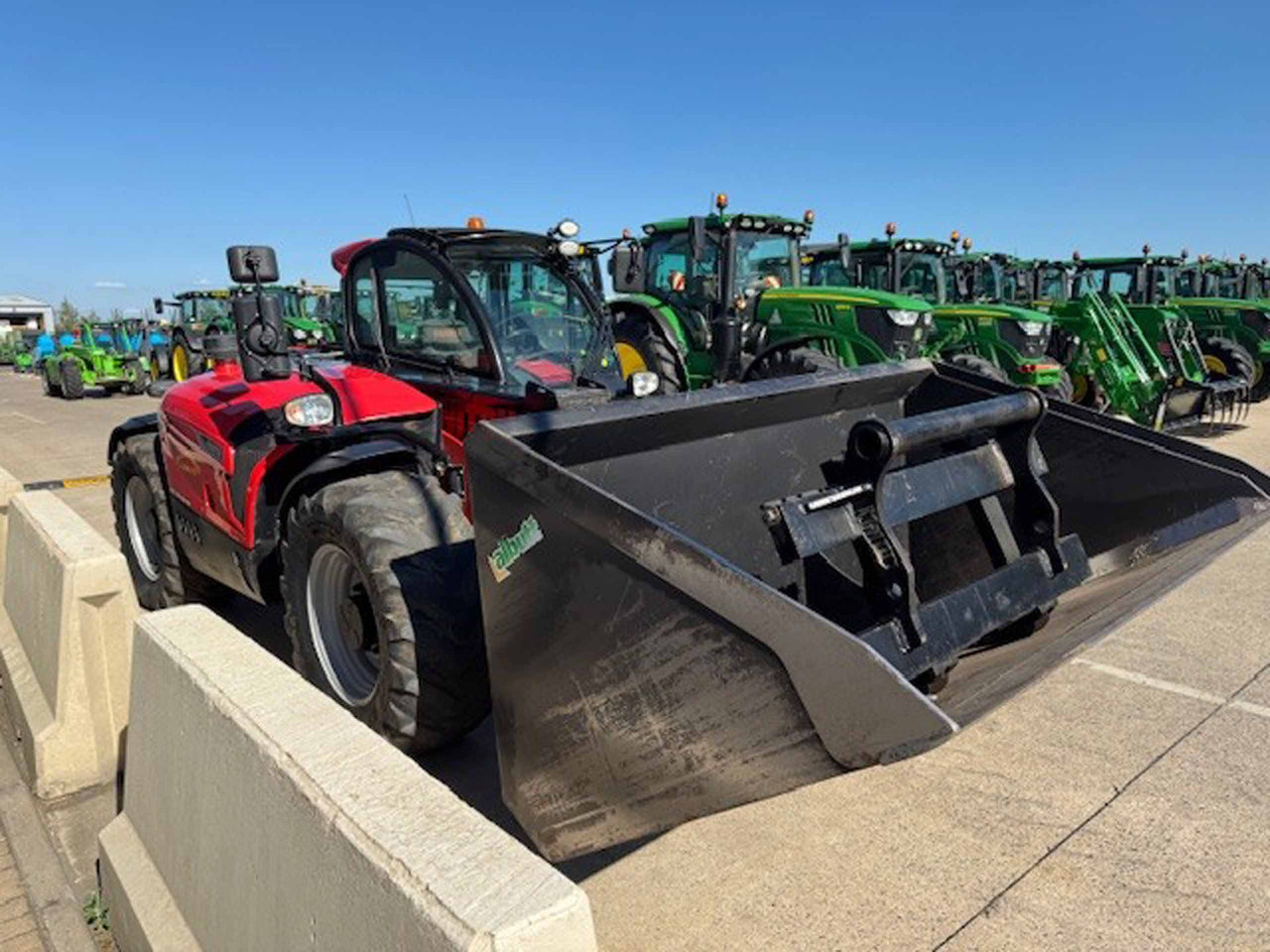 Manitou MLT737-130 - رافعة تلسكوبية: صور 2 Manitou MLT737-130 - رافعة تلسكوبية: صور 2