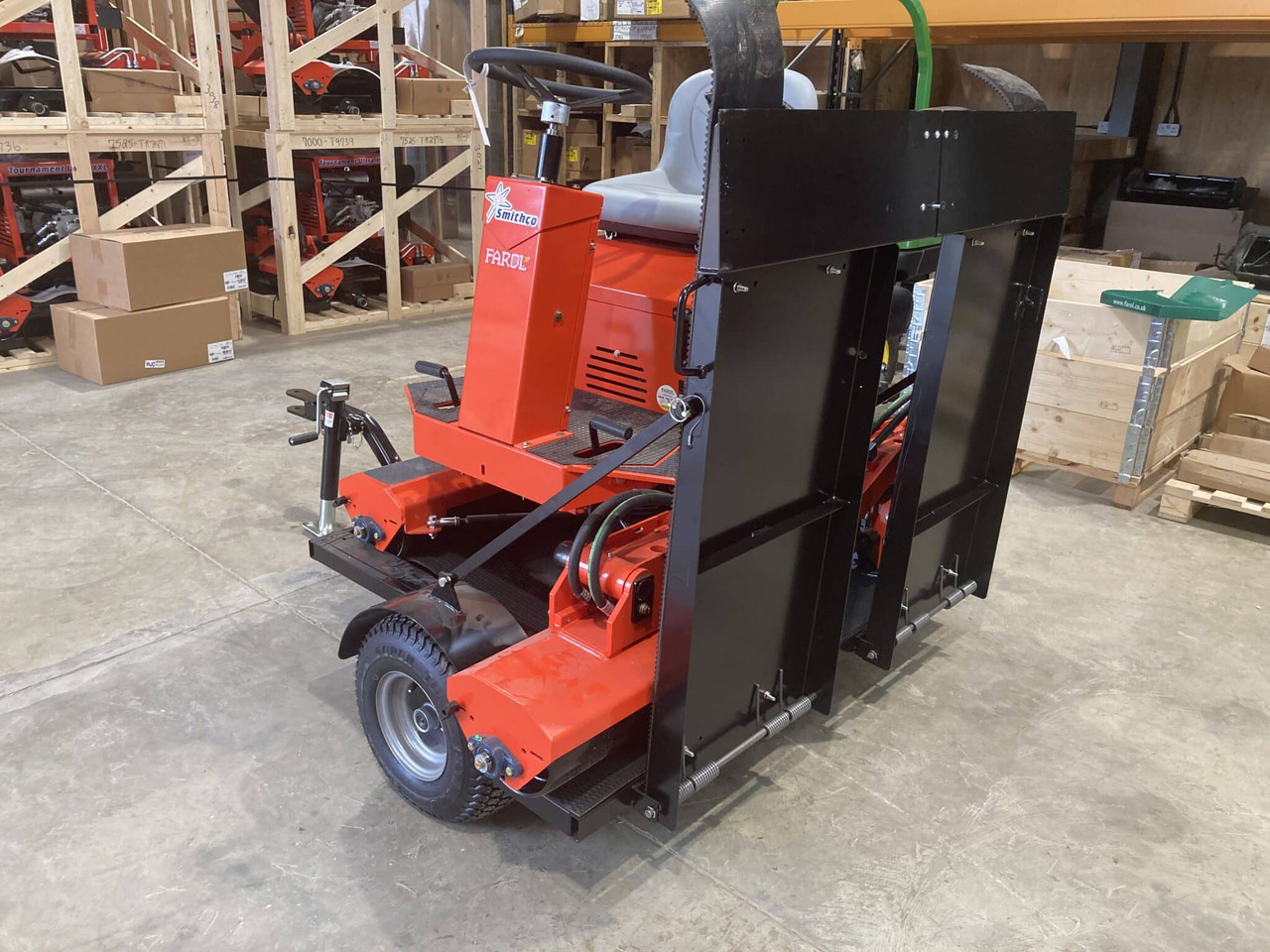 Smithco Tournament XL 7000 Greensroller - معدات الحدائق: صور 3 Smithco Tournament XL 7000 Greensroller - معدات الحدائق: صور 3