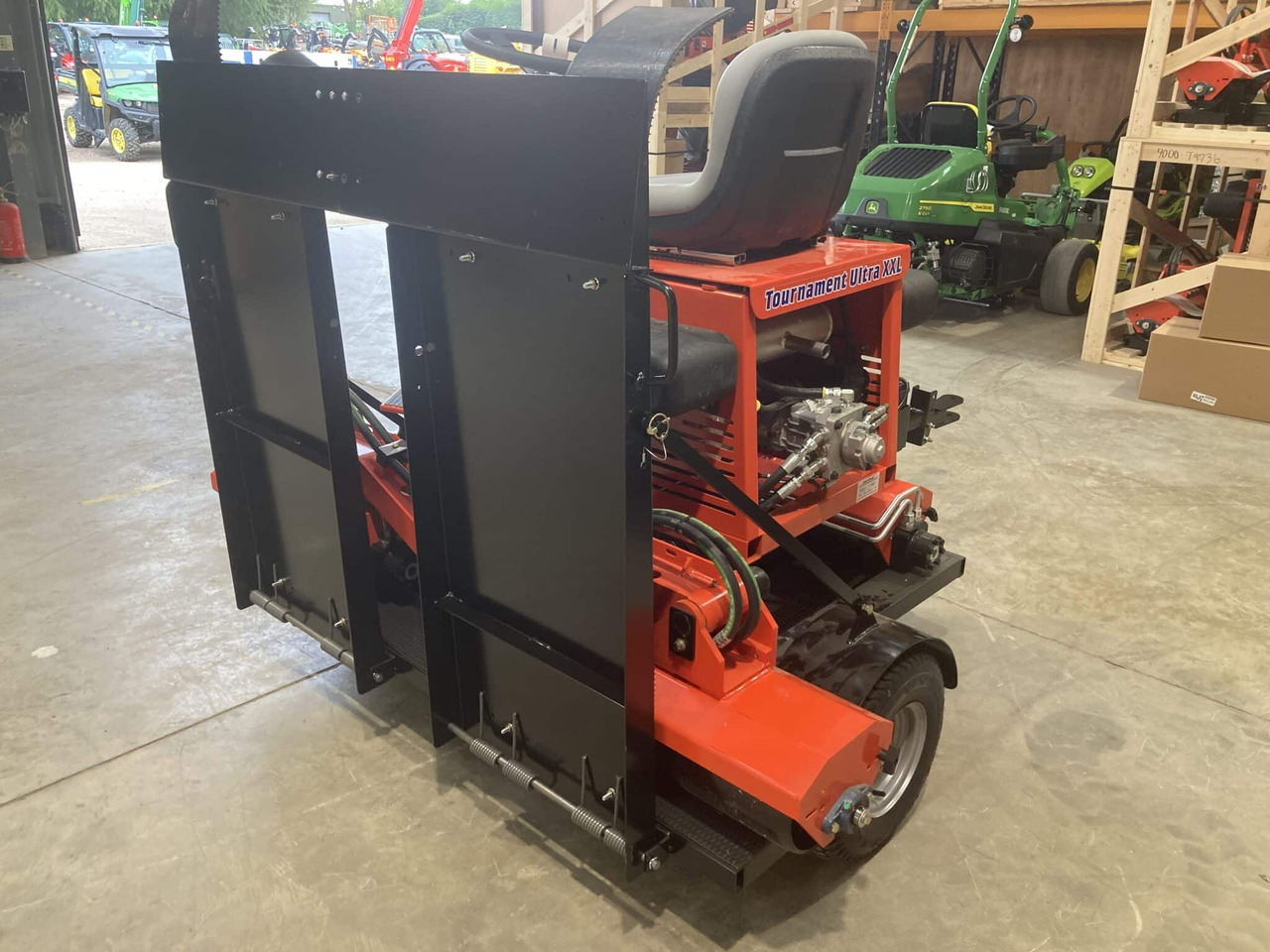 Smithco Tournament XL 7000 Greensroller - معدات الحدائق: صور 4 Smithco Tournament XL 7000 Greensroller - معدات الحدائق: صور 4
