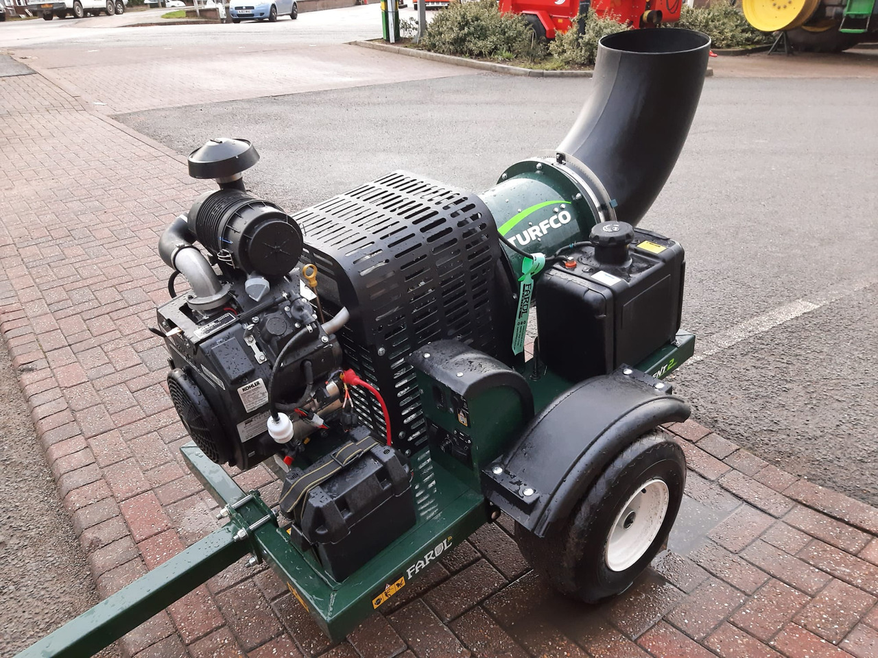 Turfco Torrent 2 Debris Blower - معدات الحدائق: صور 4 Turfco Torrent 2 Debris Blower - معدات الحدائق: صور 4