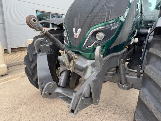 VALTRA T214 - جرار: صور 3 VALTRA T214 - جرار: صور 3