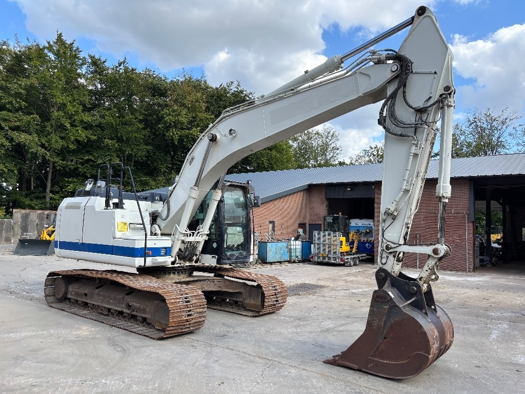 CAT 320E - حفارات زحافة: صور 4 CAT 320E - حفارات زحافة: صور 4