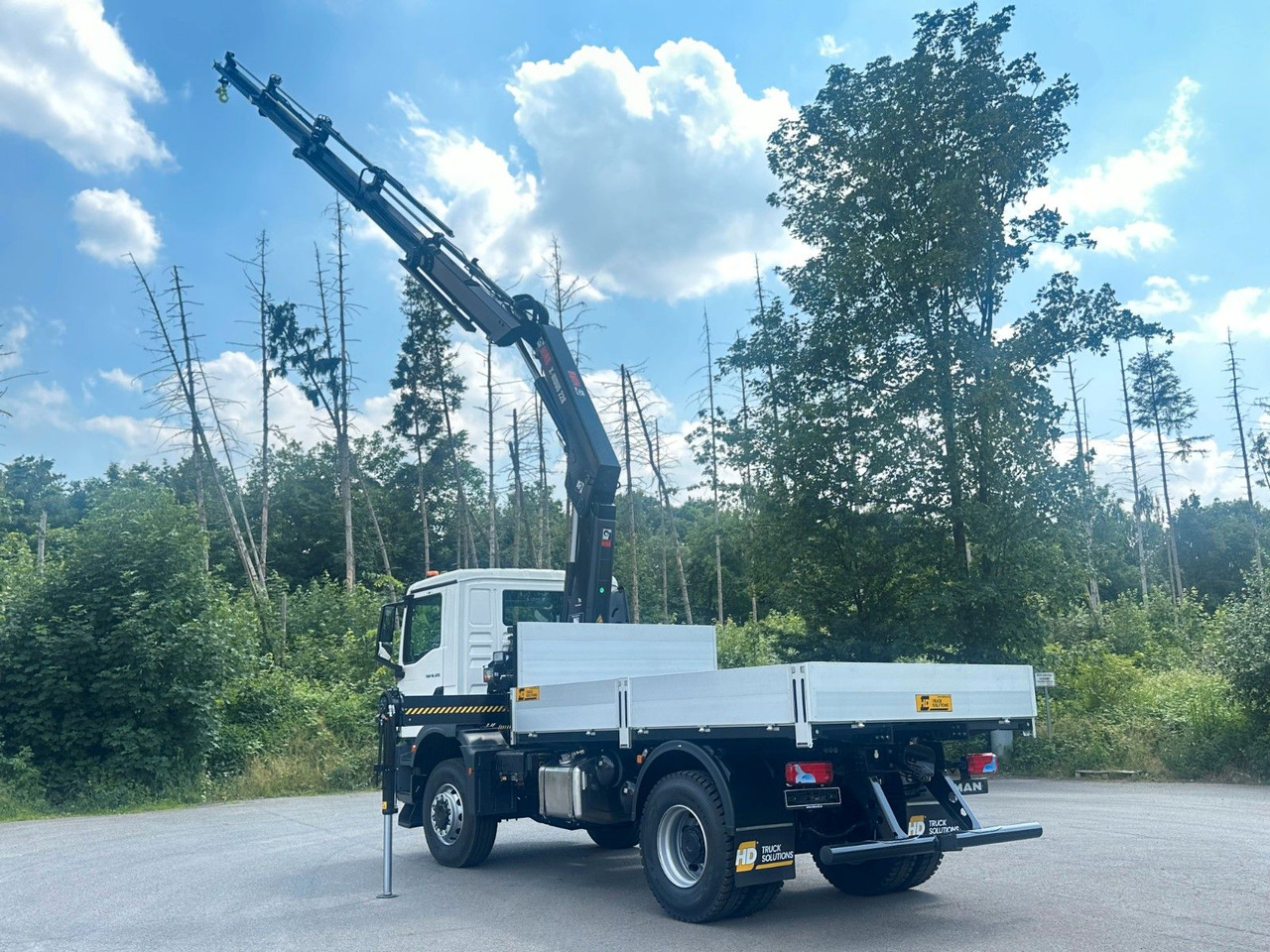 MAN TGM 18.320 4x4 Euro 6e Pritsche Hiab 228-4 Kran - شاحنة كرين: صور 4 MAN TGM 18.320 4x4 Euro 6e Pritsche Hiab 228-4 Kran - شاحنة كرين: صور 4