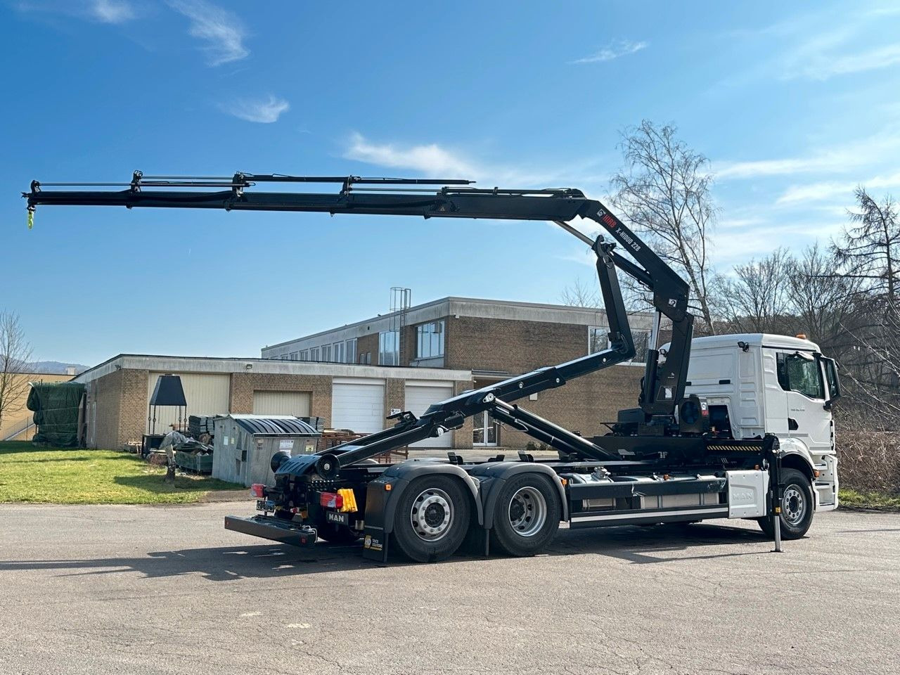 MAN TGS 26.470 6x2 Abrollkipper + Kran Hiab 228-4 - شاحنة ذات الخطاف, شاحنة كرين: صور 5 MAN TGS 26.470 6x2 Abrollkipper + Kran Hiab 228-4 - شاحنة ذات الخطاف, شاحنة كرين: صور 5