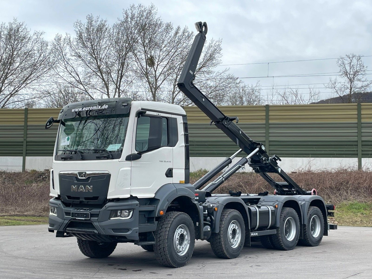 MAN TGS 35.480 8x4 Euro6e Hiab MultLift Abrollkipper - شاحنة ذات الخطاف, شاحنة كرين: صور 3 MAN TGS 35.480 8x4 Euro6e Hiab MultLift Abrollkipper - شاحنة ذات الخطاف, شاحنة كرين: صور 3
