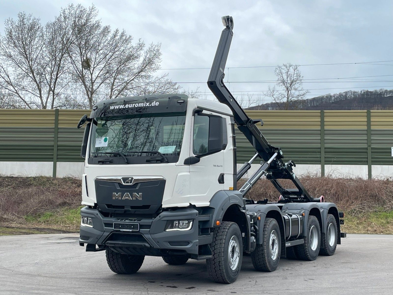 MAN TGS 35.480 8x4 Euro6e Hiab MultLift Abrollkipper - شاحنة ذات الخطاف, شاحنة كرين: صور 2 MAN TGS 35.480 8x4 Euro6e Hiab MultLift Abrollkipper - شاحنة ذات الخطاف, شاحنة كرين: صور 2