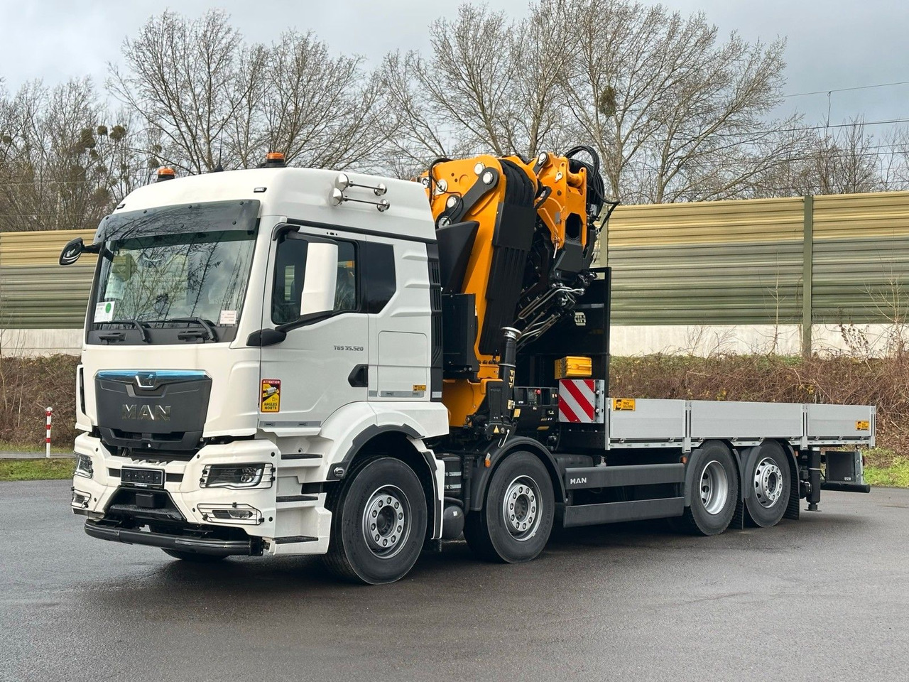 MAN TGS 35.520 8X2 Hiab EFFER 955-8s +Jib 6s - شاحنة كرين: صور 3 MAN TGS 35.520 8X2 Hiab EFFER 955-8s +Jib 6s - شاحنة كرين: صور 3