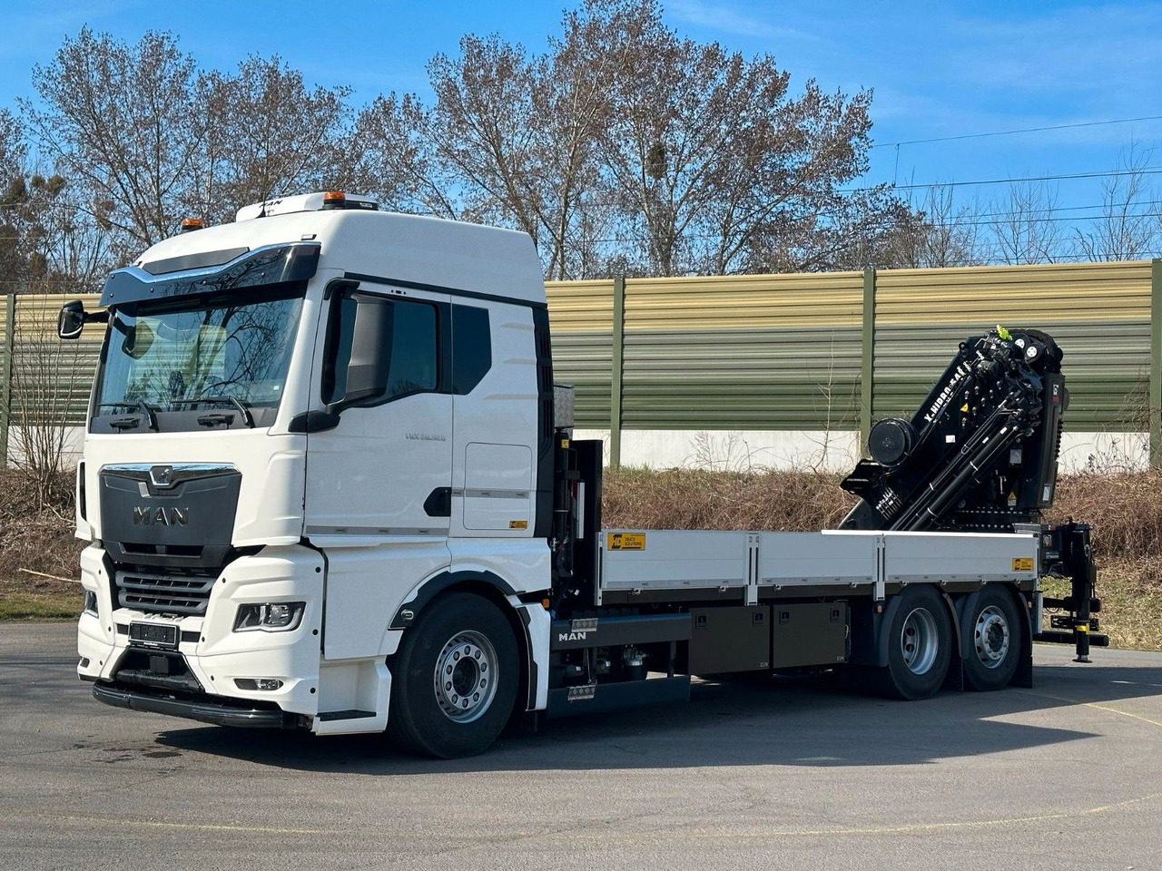 MAN TGX 26.520 TG3 Retarder / 6X2 Hiab 548 E 8 - شاحنة كرين: صور 3 MAN TGX 26.520 TG3 Retarder / 6X2 Hiab 548 E 8 - شاحنة كرين: صور 3