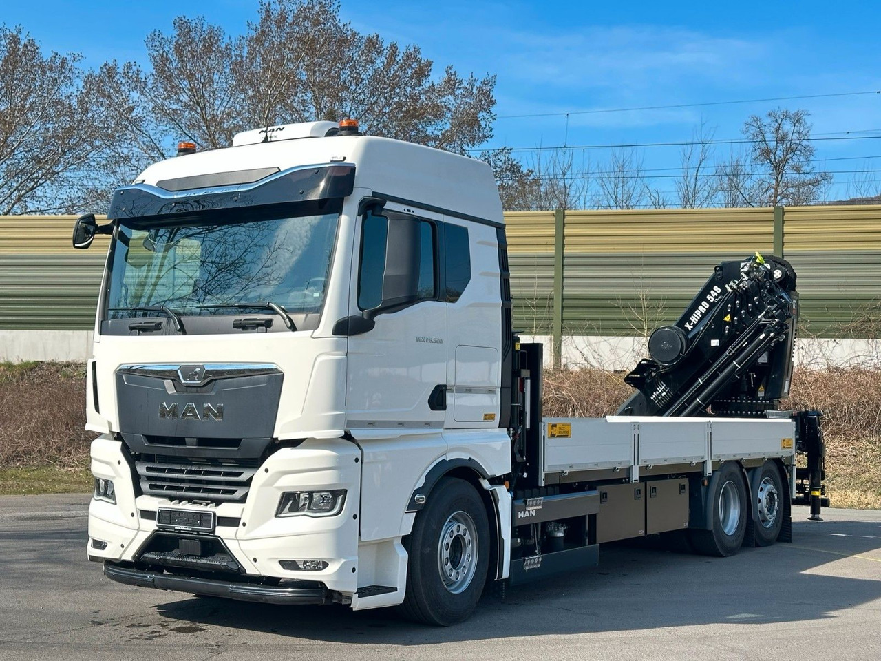 MAN TGX 26.520 TG3 Retarder / 6X2 Hiab 548 E 8 - شاحنة كرين: صور 2 MAN TGX 26.520 TG3 Retarder / 6X2 Hiab 548 E 8 - شاحنة كرين: صور 2