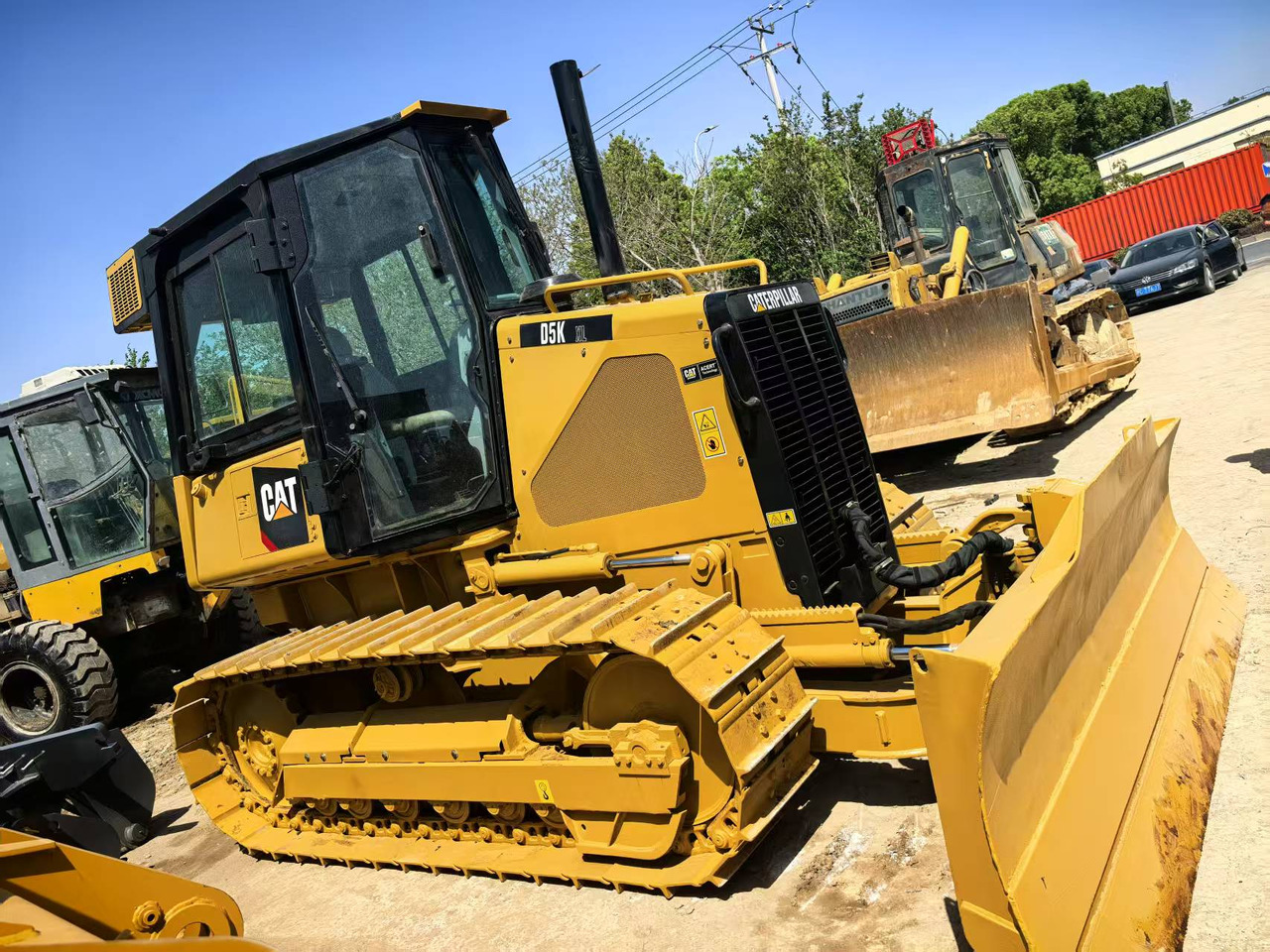 CATERPILLAR D5K - بلدوزر: صور 2 CATERPILLAR D5K - بلدوزر: صور 2