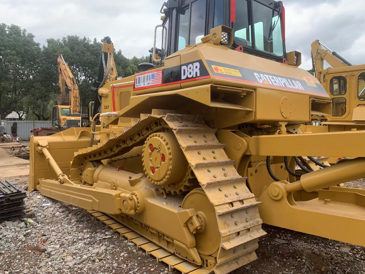 CATERPILLAR D8R - بلدوزر: صور 2 CATERPILLAR D8R - بلدوزر: صور 2