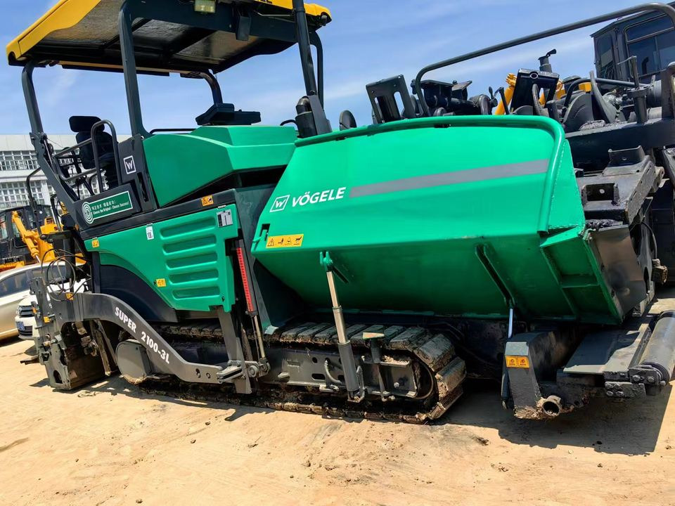 High Quality Used VOGELE 2100-3L Paver Construction Machinery Good Condition VOGELE Paver - العامل بالقار: صور 3 High Quality Used VOGELE 2100-3L Paver Construction Machinery Good Condition VOGELE Paver - العامل بالقار: صور 3
