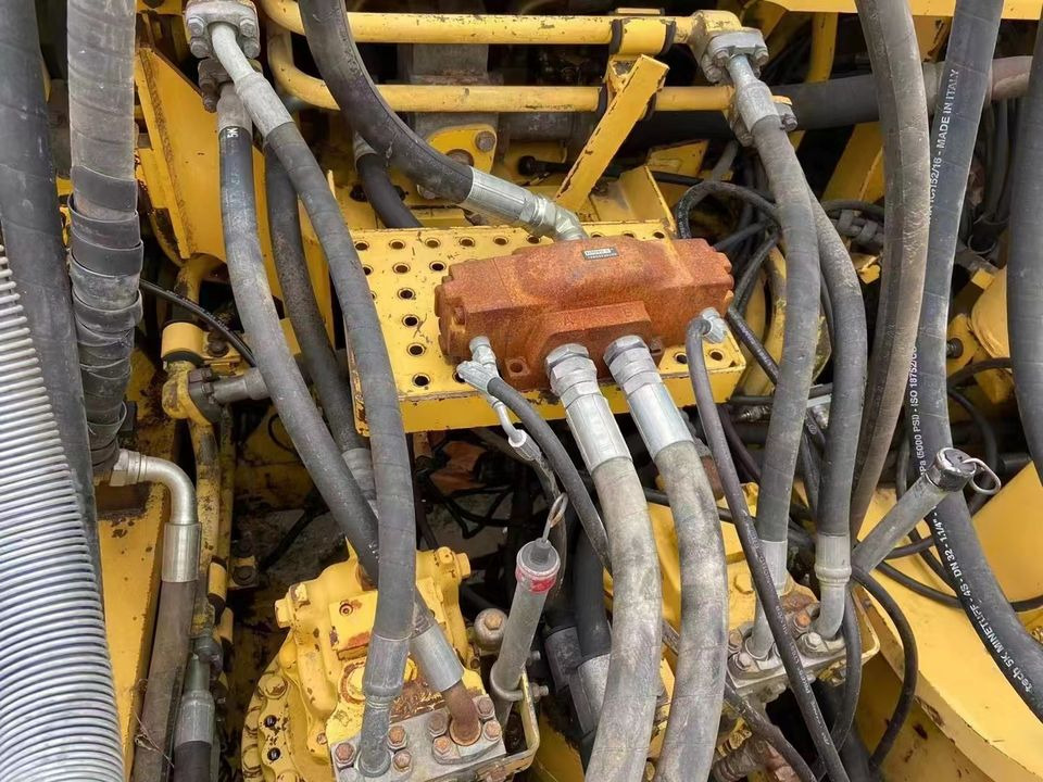 KOMATSU PC 600 LC-8 - حفارات زحافة: صور 2 KOMATSU PC 600 LC-8 - حفارات زحافة: صور 2