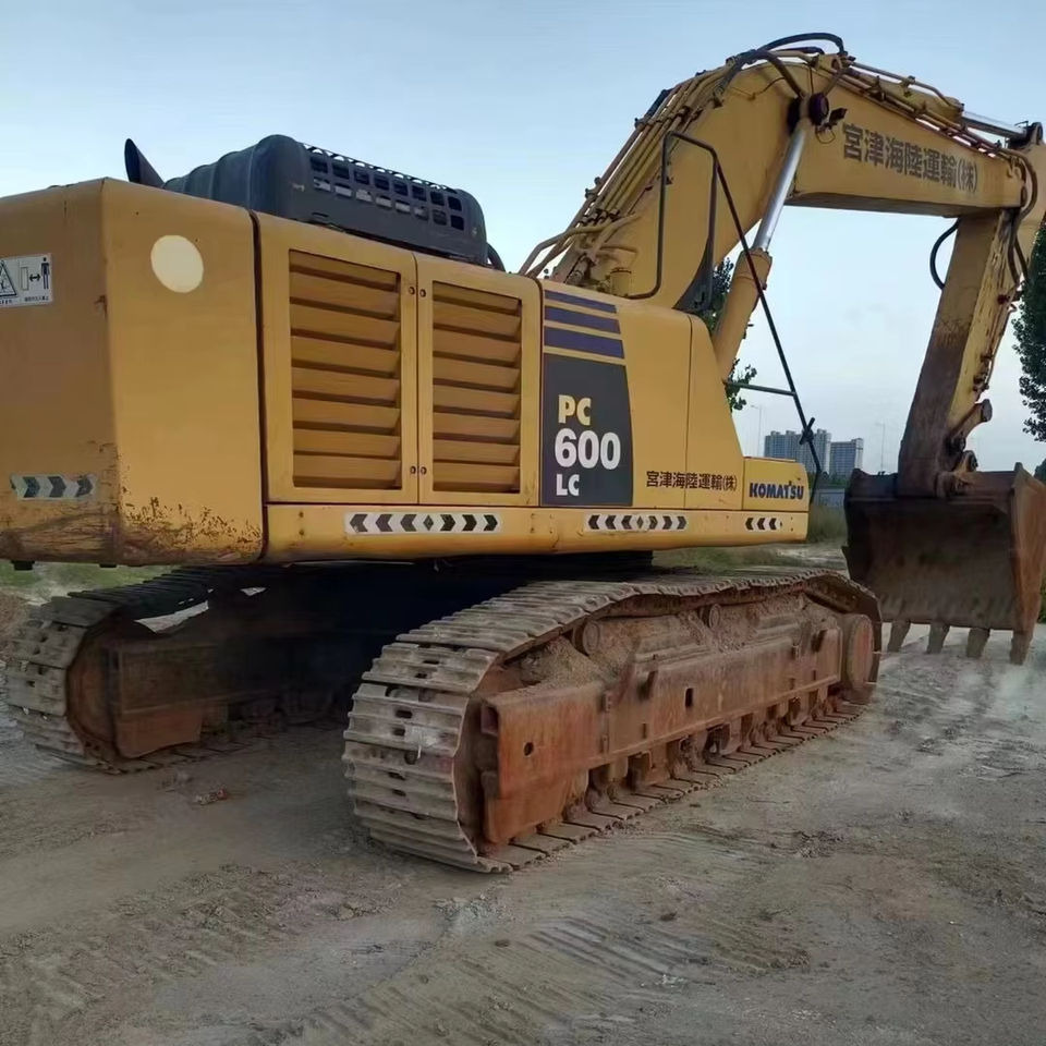 KOMATSU PC 600 LC-8 - حفارات زحافة: صور 1 KOMATSU PC 600 LC-8 - حفارات زحافة: صور 1