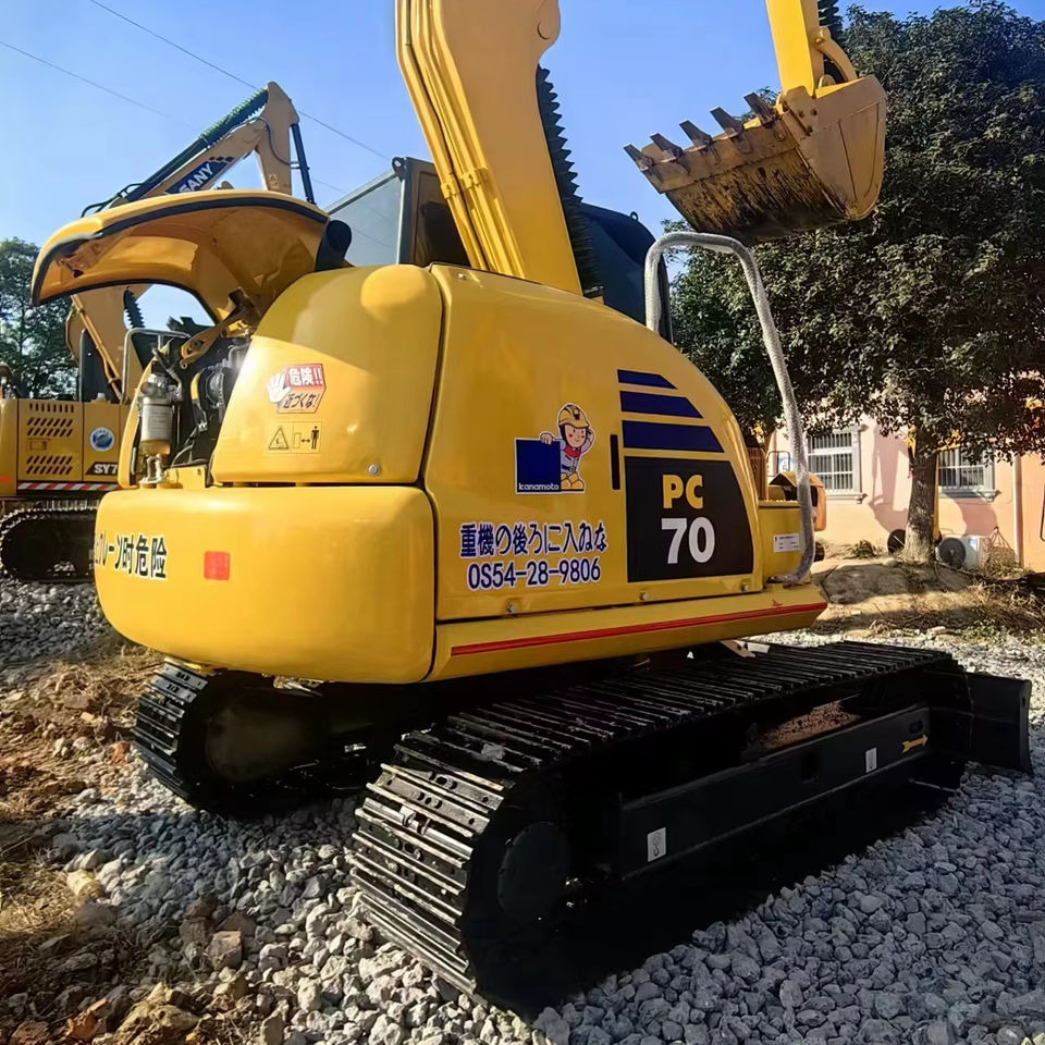 KOMATSU PC 70-8 - حفارات زحافة: صور 1 KOMATSU PC 70-8 - حفارات زحافة: صور 1
