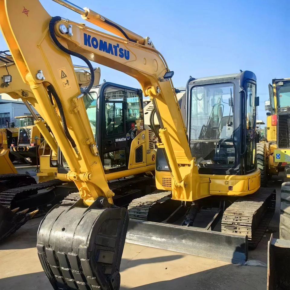 Original Good Condition USED Excavator PC-55MR 5 Ton Mini Excavator Crawler Excavator for Komatsu - حفارات زحافة: صور 1 Original Good Condition USED Excavator PC-55MR 5 Ton Mini Excavator Crawler Excavator for Komatsu - حفارات زحافة: صور 1