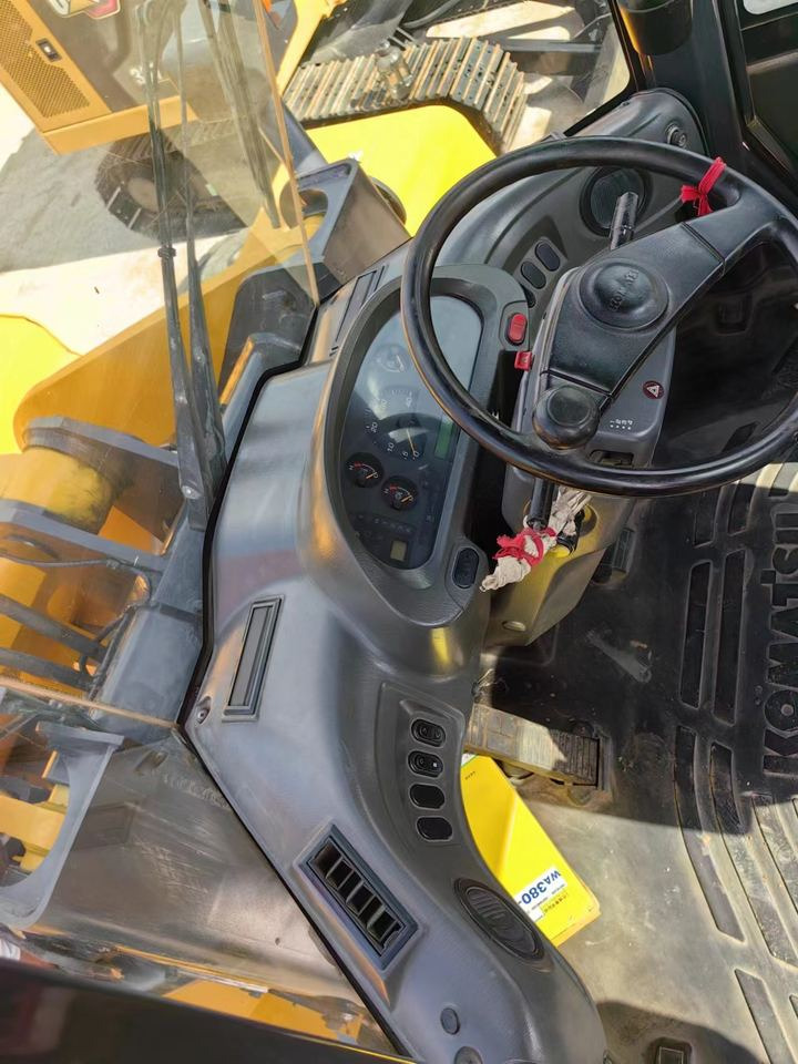 Original Good Condition Used Loader WA380Z-6 5 Ton Wheel Loader Construction Machinery for Komatsu - اللودر بعجل: صور 5 Original Good Condition Used Loader WA380Z-6 5 Ton Wheel Loader Construction Machinery for Komatsu - اللودر بعجل: صور 5