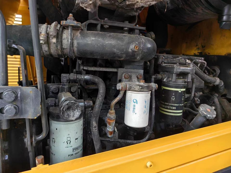 Original Good Condition Used Loader WA380Z-6 5 Ton Wheel Loader Construction Machinery for Komatsu - اللودر بعجل: صور 3 Original Good Condition Used Loader WA380Z-6 5 Ton Wheel Loader Construction Machinery for Komatsu - اللودر بعجل: صور 3