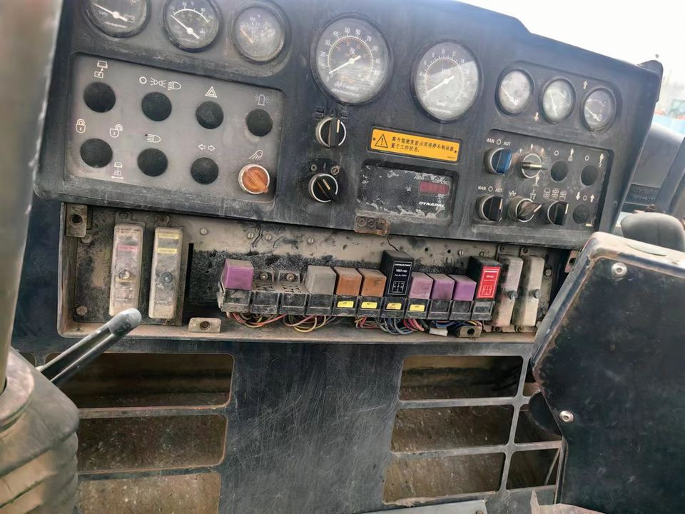 Used Dynapac Cc622 Compactor Similar to Very Cheap CA25D Dynapac Road Rollers for Sale CC622 in Stock for Sale in Stock - مدحلة الأسفلت: صور 5 Used Dynapac Cc622 Compactor Similar to Very Cheap CA25D Dynapac Road Rollers for Sale CC622 in Stock for Sale in Stock - مدحلة الأسفلت: صور 5