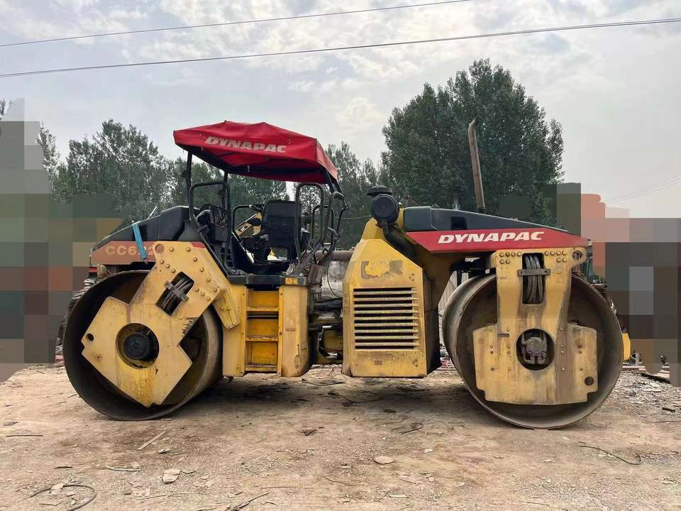 Used Dynapac Cc622 Compactor Similar to Very Cheap CA25D Dynapac Road Rollers for Sale CC622 in Stock for Sale in Stock - مدحلة الأسفلت: صور 3 Used Dynapac Cc622 Compactor Similar to Very Cheap CA25D Dynapac Road Rollers for Sale CC622 in Stock for Sale in Stock - مدحلة الأسفلت: صور 3