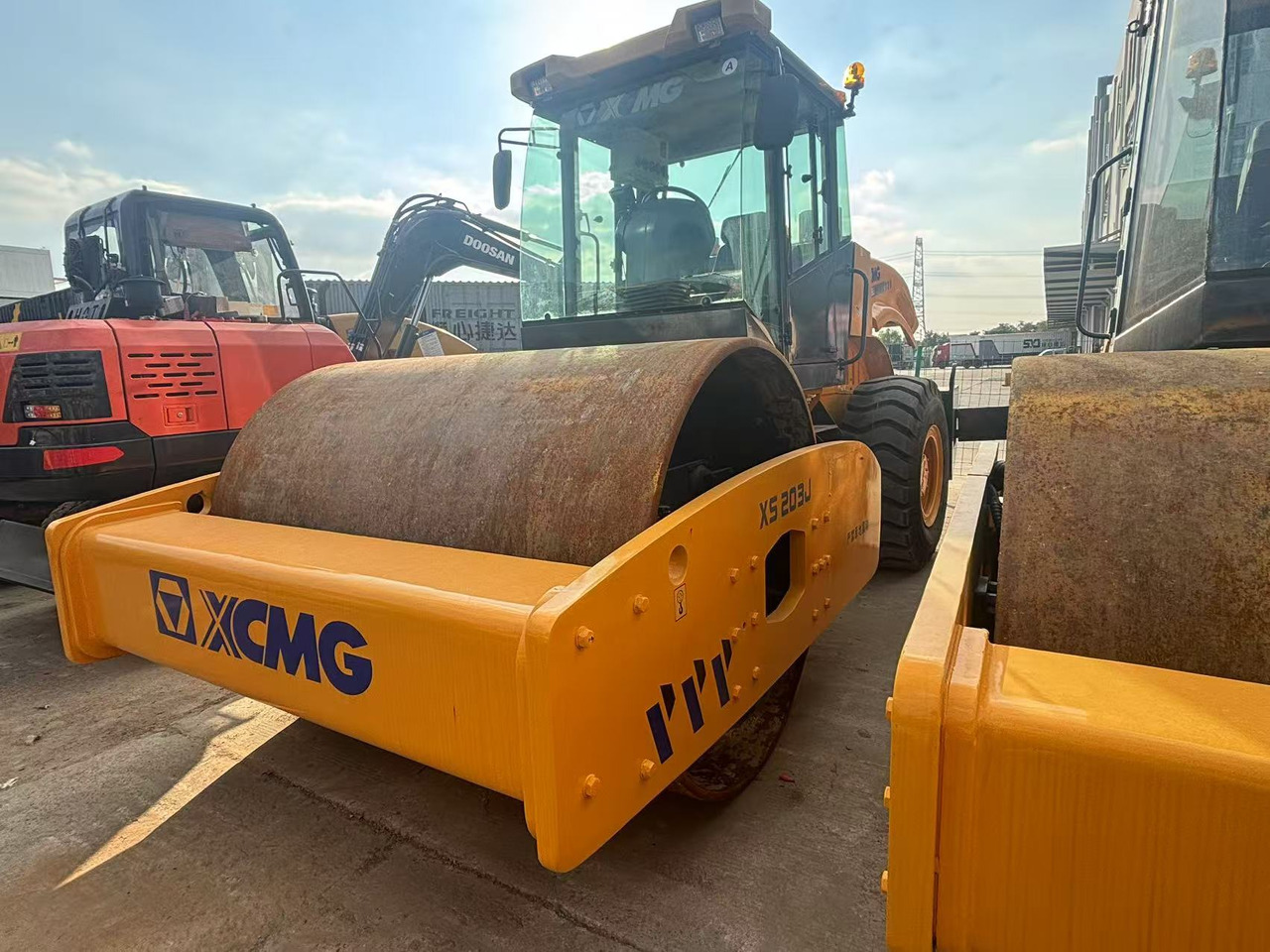 XCMG XS203J - مدماج: صور 2 XCMG XS203J - مدماج: صور 2