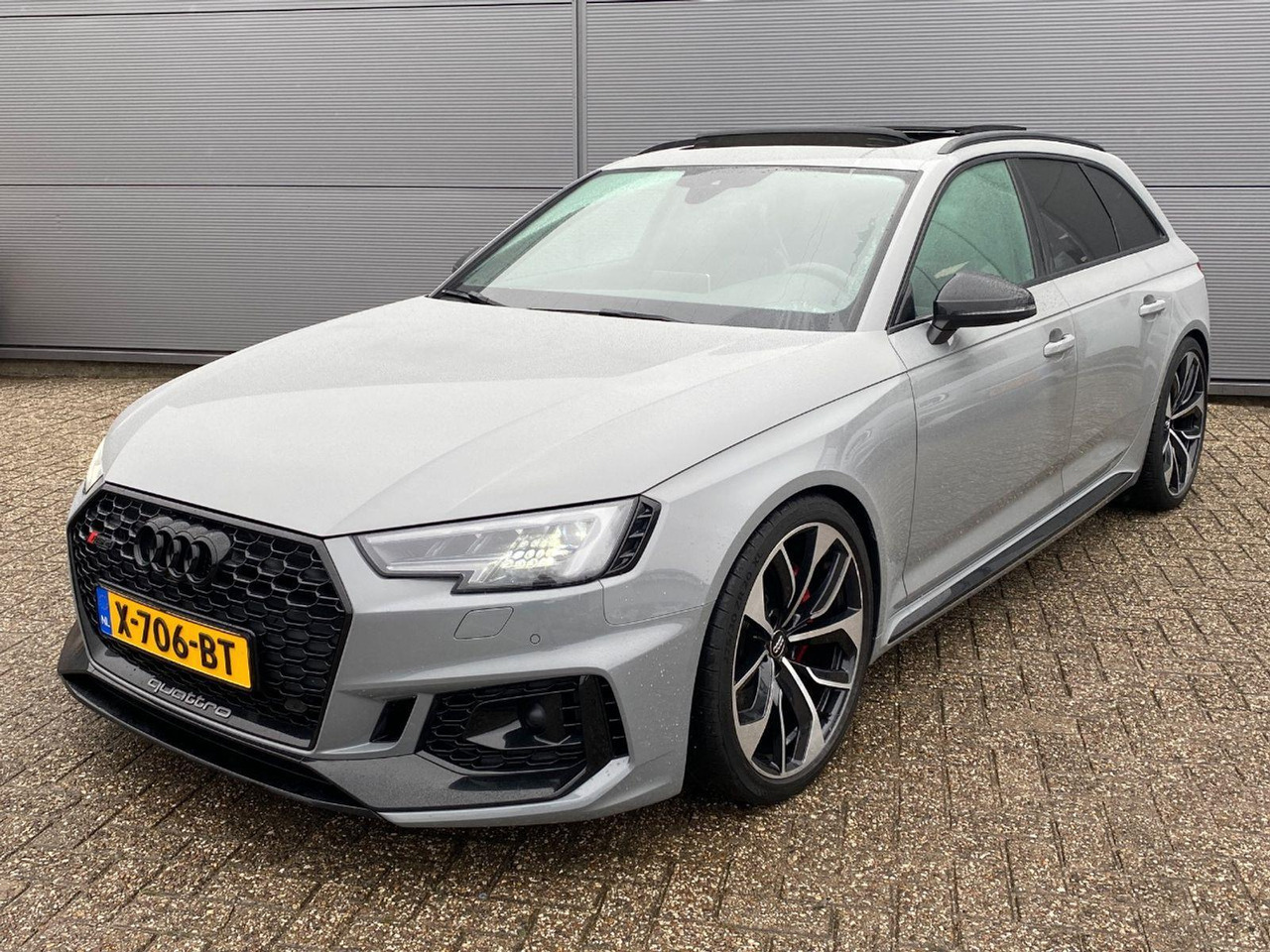 Audi A4 RS 4 Avant 2.9 TFSI quattro | 2018 | 96.192 km | Automaat | X706BT | NAP: Geen oordeel - سيارة: صور 1 Audi A4 RS 4 Avant 2.9 TFSI quattro | 2018 | 96.192 km | Automaat | X706BT | NAP: Geen oordeel - سيارة: صور 1