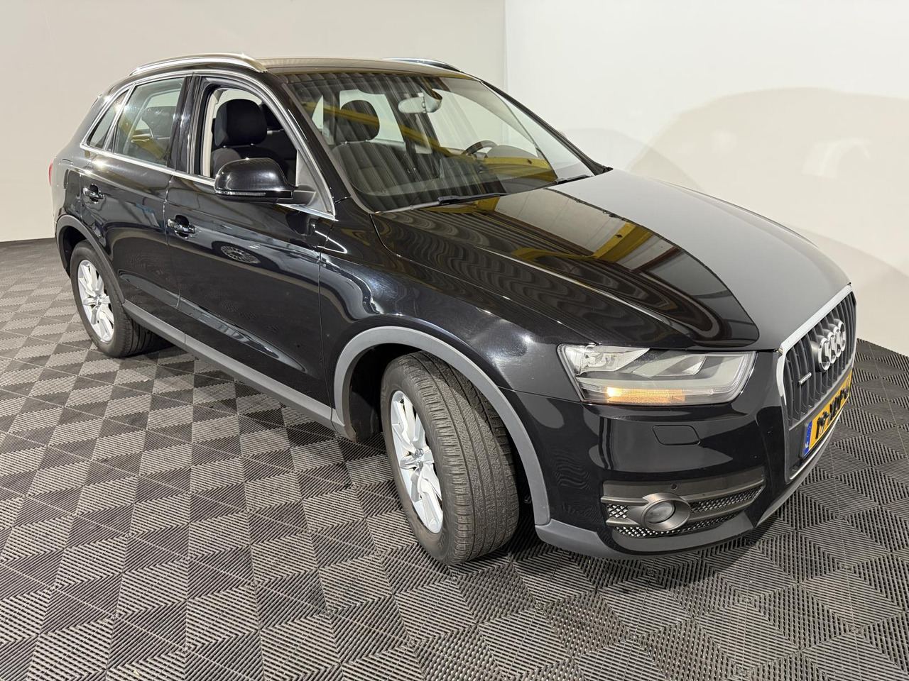 Audi | Q3 | 2.0 TFSI quattro Pro Line | 2012 | 204.122 km | 19XDP6 | Logisch - سيارة دفع رباعي: صور 3 Audi | Q3 | 2.0 TFSI quattro Pro Line | 2012 | 204.122 km | 19XDP6 | Logisch - سيارة دفع رباعي: صور 3