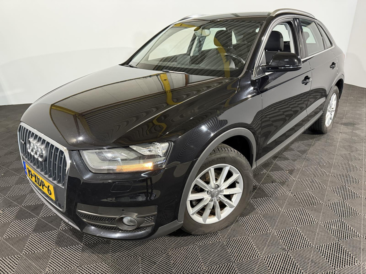 Audi | Q3 | 2.0 TFSI quattro Pro Line | 2012 | 204.122 km | 19XDP6 | Logisch - سيارة دفع رباعي: صور 1 Audi | Q3 | 2.0 TFSI quattro Pro Line | 2012 | 204.122 km | 19XDP6 | Logisch - سيارة دفع رباعي: صور 1