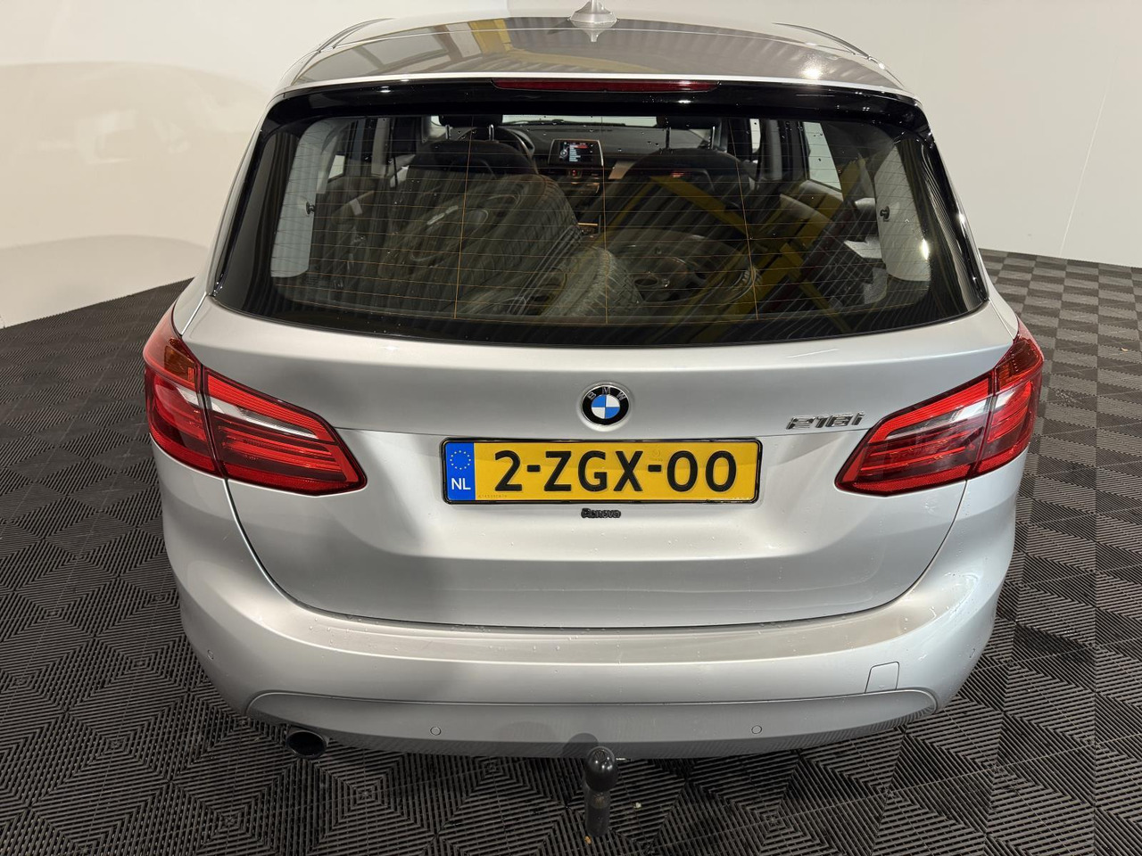 BMW 2-serie Active Tourer 218i Executive | 2015 | 198.295 km | 2-ZGX-00 - سيارة: صور 4 BMW 2-serie Active Tourer 218i Executive | 2015 | 198.295 km | 2-ZGX-00 - سيارة: صور 4