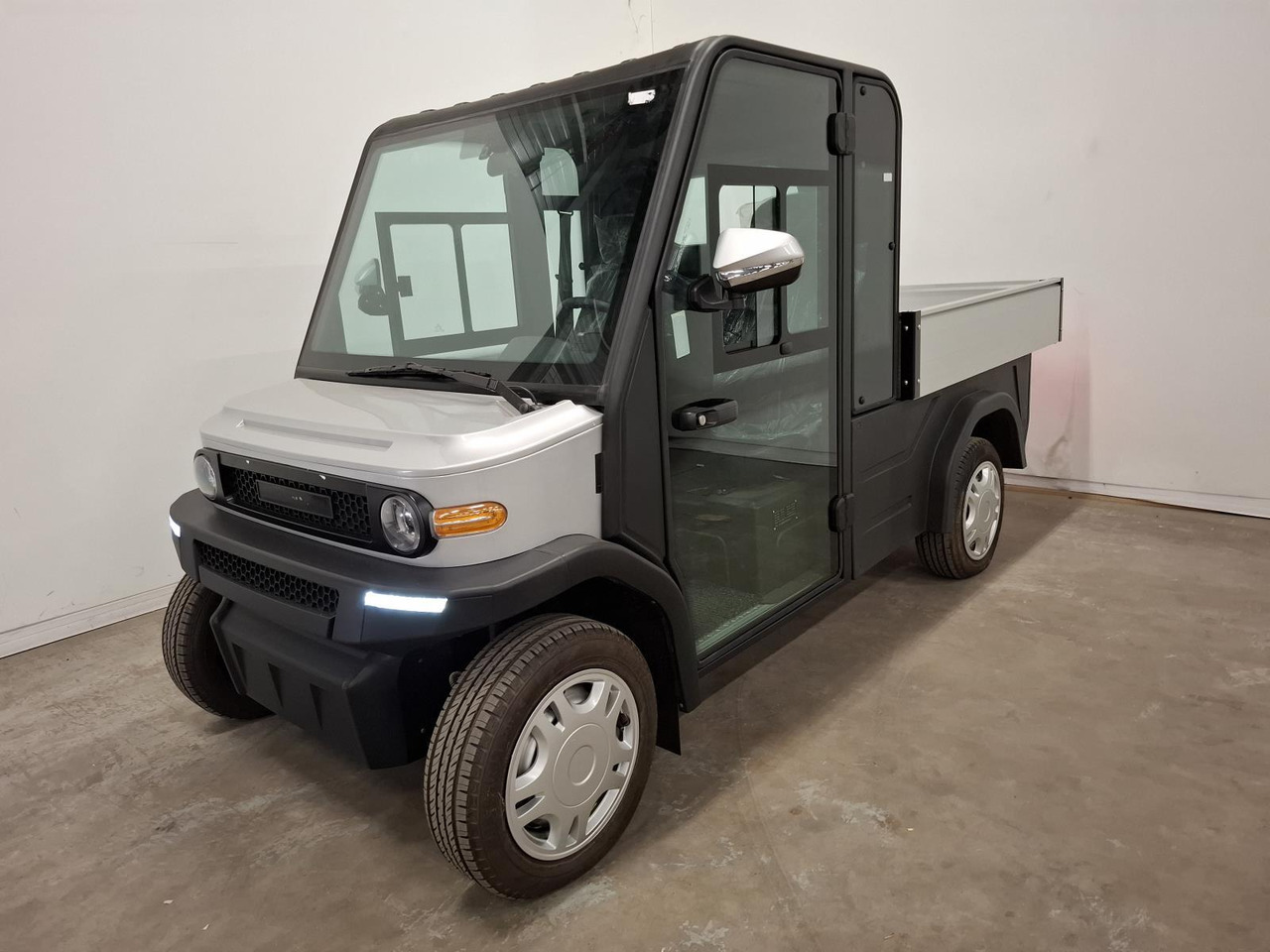 Elvtong Selvo S2. DCH + Kipper Open Cargo Box 1009461 - اتفس: صور 1 Elvtong Selvo S2. DCH + Kipper Open Cargo Box 1009461 - اتفس: صور 1