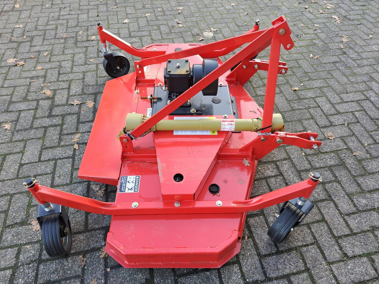 FHM DM180 Maaier tbv Compact Tractor (1) Nieuw - جزازة المروج: صور 4 FHM DM180 Maaier tbv Compact Tractor (1) Nieuw - جزازة المروج: صور 4