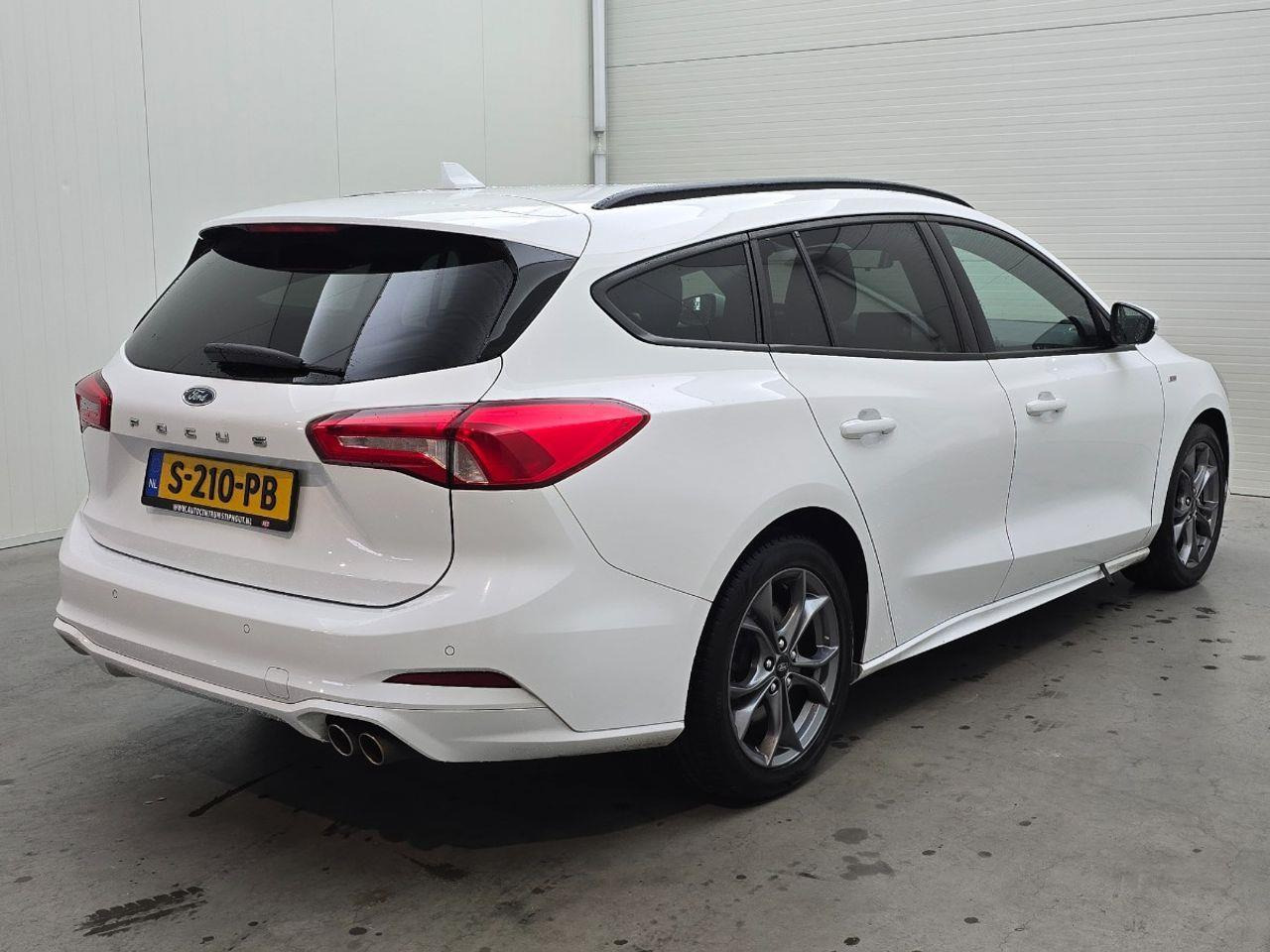 Ford Focus Wagon 1.0 EcoBoost Titanium Business | 2019 | 159.176 km | Automaat | S210PB | NAP: Geen oordeel - سيارة: صور 4 Ford Focus Wagon 1.0 EcoBoost Titanium Business | 2019 | 159.176 km | Automaat | S210PB | NAP: Geen oordeel - سيارة: صور 4