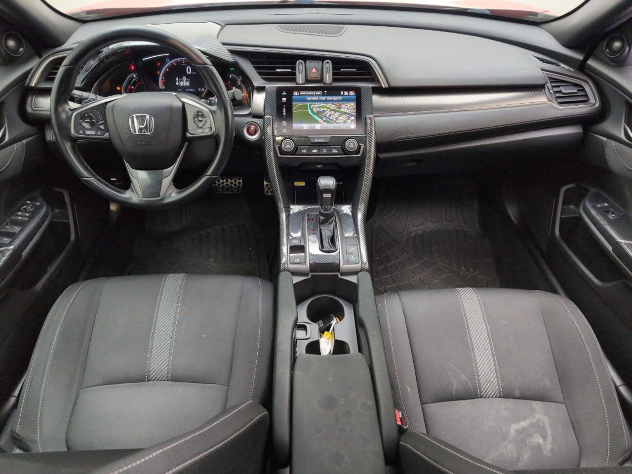 Honda Civic 1.5 i - VTEC Prestige | 2018 | 141.226 km | Automaat | R008RT | NAP: Geen oordeel - هاتشباك: صور 5 Honda Civic 1.5 i - VTEC Prestige | 2018 | 141.226 km | Automaat | R008RT | NAP: Geen oordeel - هاتشباك: صور 5