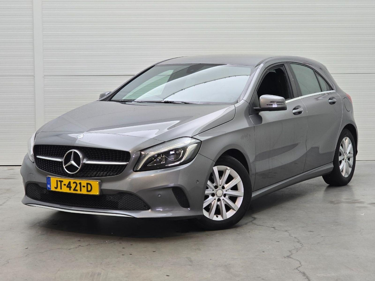 Mercedes-Benz A-klasse 180 d Lease Edition | 2016 | 231.875 km | Automaat | JT421D | NAP: Logisch - هاتشباك: صور 1 Mercedes-Benz A-klasse 180 d Lease Edition | 2016 | 231.875 km | Automaat | JT421D | NAP: Logisch - هاتشباك: صور 1