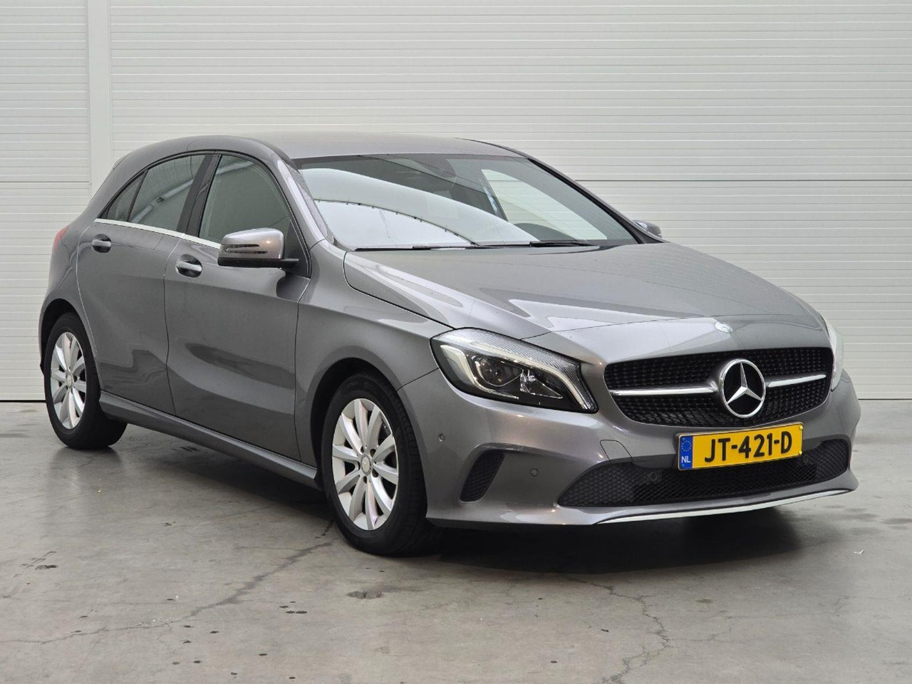 Mercedes-Benz A-klasse 180 d Lease Edition | 2016 | 231.875 km | Automaat | JT421D | NAP: Logisch - هاتشباك: صور 2 Mercedes-Benz A-klasse 180 d Lease Edition | 2016 | 231.875 km | Automaat | JT421D | NAP: Logisch - هاتشباك: صور 2