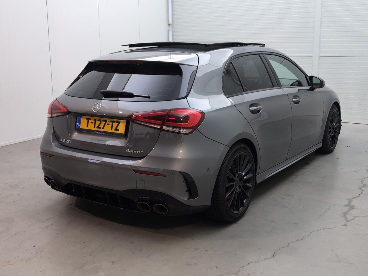 Mercedes-Benz A-klasse 220 4MATIC Premium Plus | 2019 | 130.177 km | Automaat | T127TZ | NAP: Geen oordeel - هاتشباك: صور 4 Mercedes-Benz A-klasse 220 4MATIC Premium Plus | 2019 | 130.177 km | Automaat | T127TZ | NAP: Geen oordeel - هاتشباك: صور 4