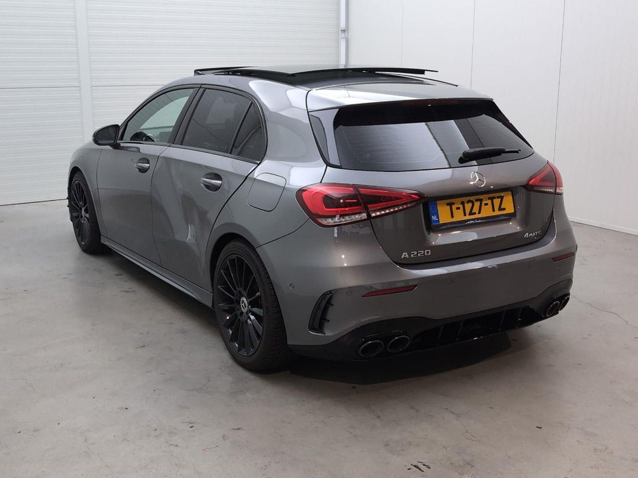Mercedes-Benz A-klasse 220 4MATIC Premium Plus | 2019 | 130.177 km | Automaat | T127TZ | NAP: Geen oordeel - هاتشباك: صور 3 Mercedes-Benz A-klasse 220 4MATIC Premium Plus | 2019 | 130.177 km | Automaat | T127TZ | NAP: Geen oordeel - هاتشباك: صور 3