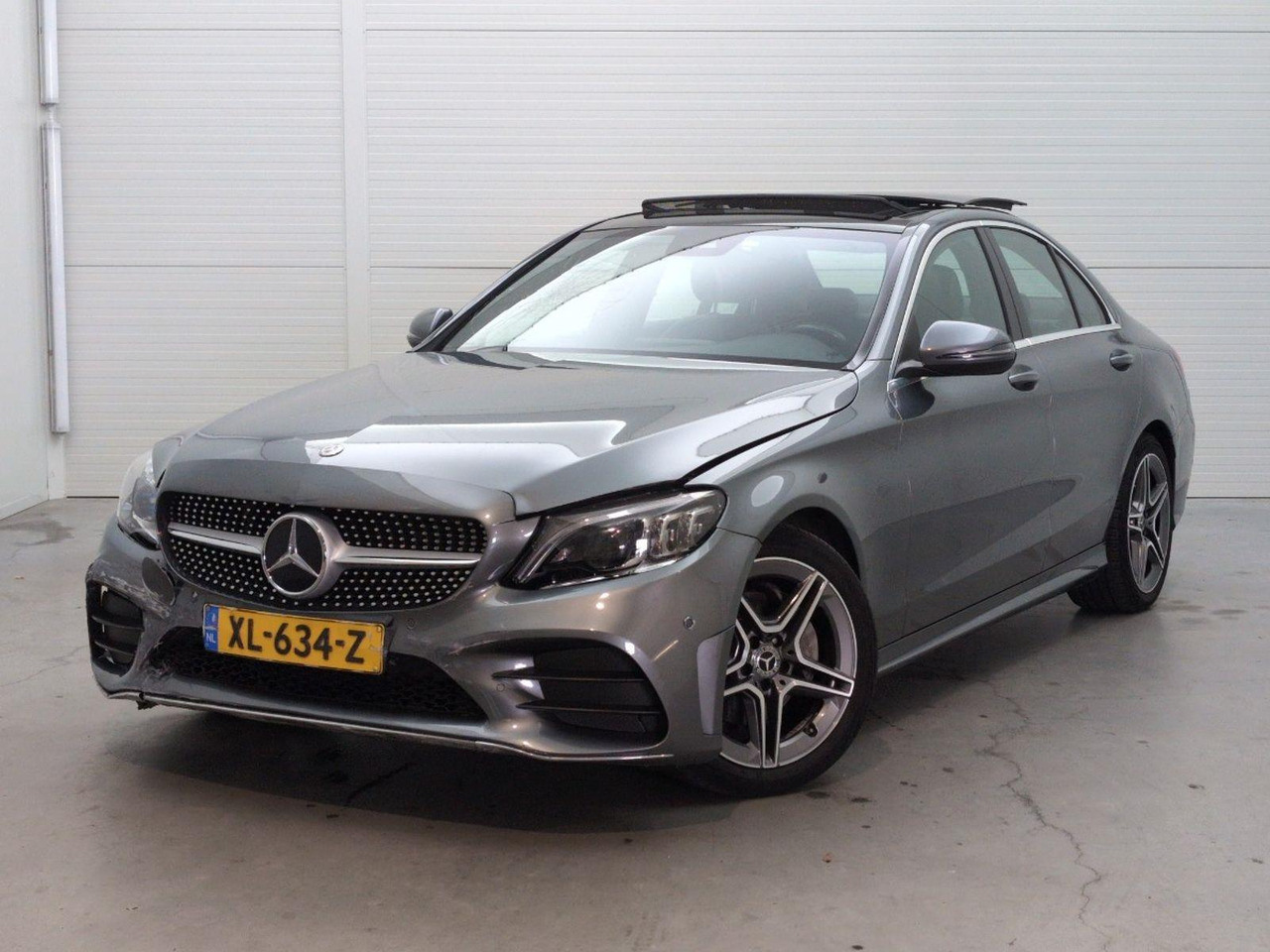 Mercedes-Benz C-klasse 180 Premium Pack | 2019 | 105.115 km | Automaat | XL634Z | NAP: Logisch - سيدان: صور 1 Mercedes-Benz C-klasse 180 Premium Pack | 2019 | 105.115 km | Automaat | XL634Z | NAP: Logisch - سيدان: صور 1