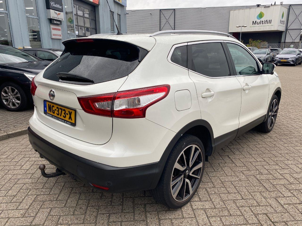 Nissan Qashqai 1.2 Tekna | 2016 | 172.484 km | Automaat | NG373X | NAP: Geen oordeel - سيارة دفع رباعي: صور 4 Nissan Qashqai 1.2 Tekna | 2016 | 172.484 km | Automaat | NG373X | NAP: Geen oordeel - سيارة دفع رباعي: صور 4