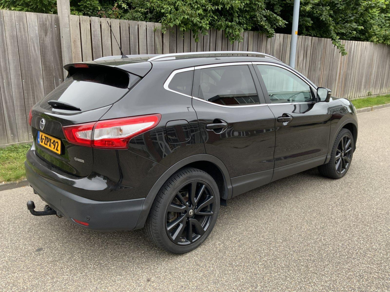 Nissan Qashqai 1.6 Tekna 6-ZPX-92 209.591km - سيارة: صور 3 Nissan Qashqai 1.6 Tekna 6-ZPX-92 209.591km - سيارة: صور 3