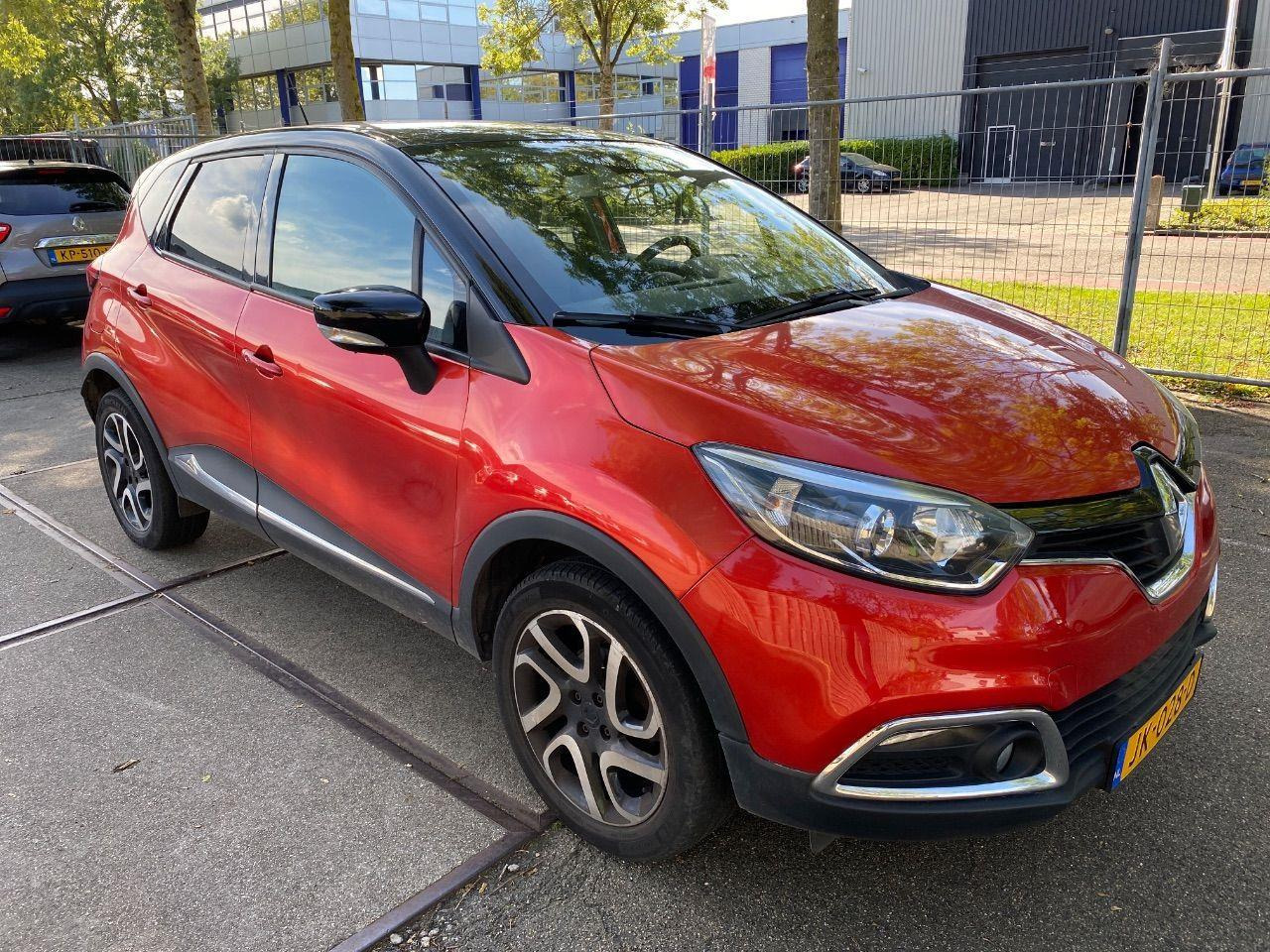 Renault Captur 0.9 TCe Dynamique | 2016 | 75.621 km | JK028D | NAP: Logisch - سيارة دفع رباعي: صور 2 Renault Captur 0.9 TCe Dynamique | 2016 | 75.621 km | JK028D | NAP: Logisch - سيارة دفع رباعي: صور 2