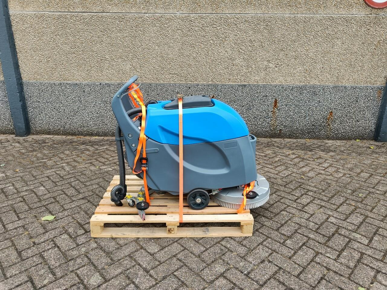 Schrob/ Veegmachine Nieuw - ماكينة تنظيف: صور 3 Schrob/ Veegmachine Nieuw - ماكينة تنظيف: صور 3